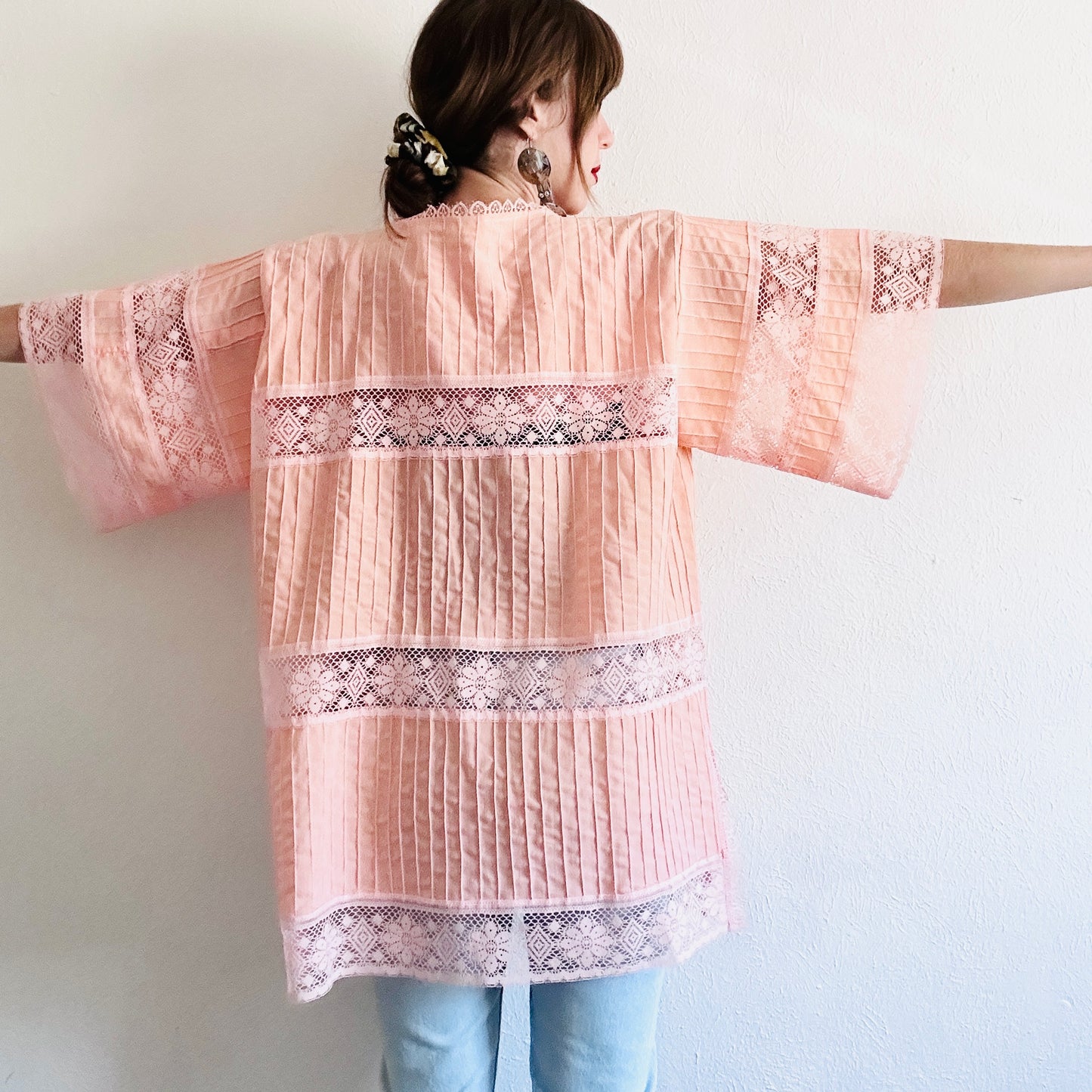 VINTAGE PINK LACE DUSTER JACKET // SIZE XL