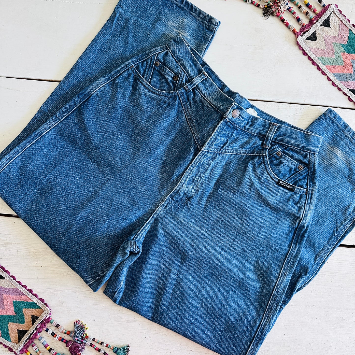 80'S VINTAGE ROCKIES BAREBACK JEANS // WAIST SIZE 31