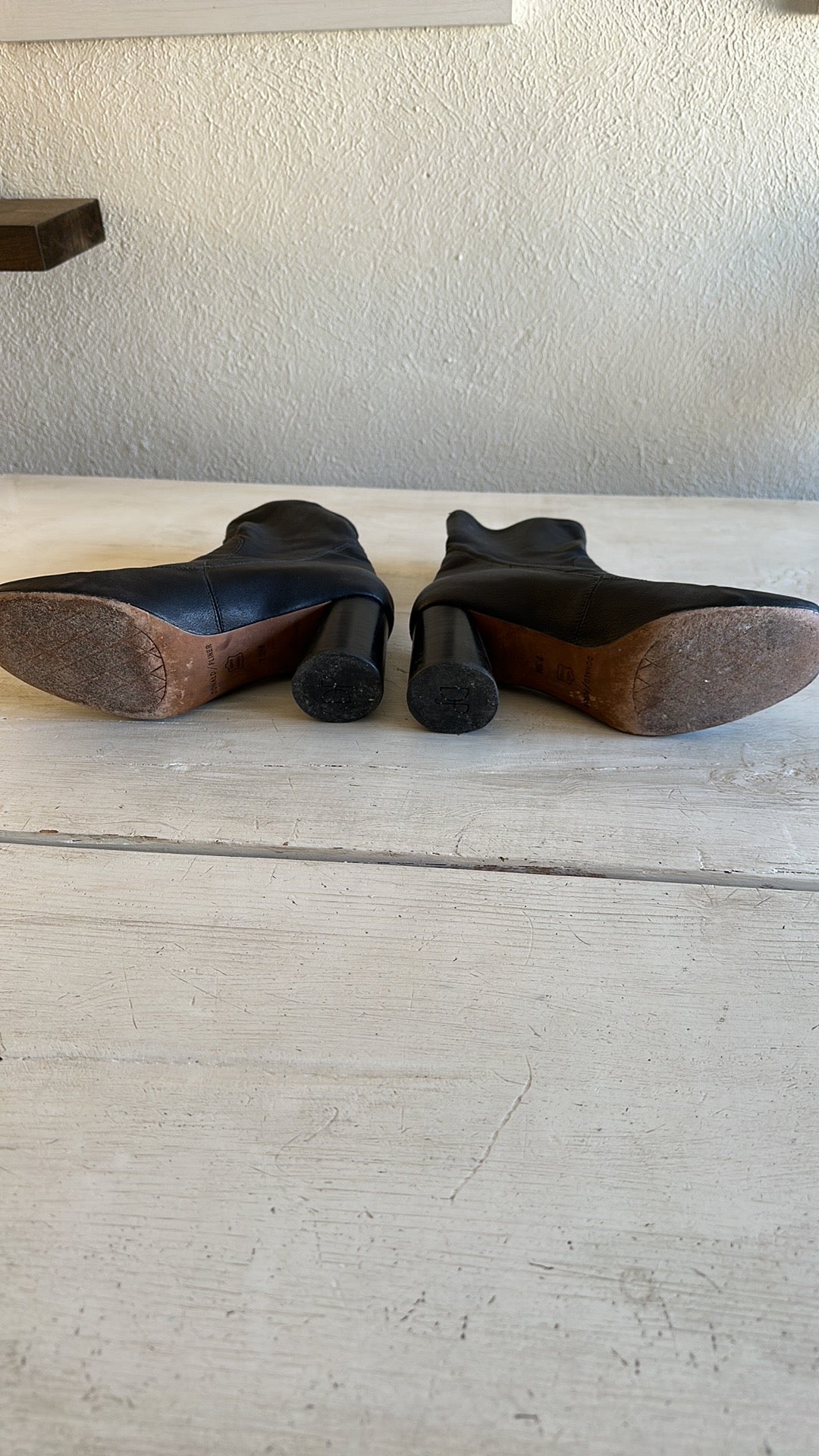 DONALD PLINER GISELE BOOTS // SIZE 7.5
