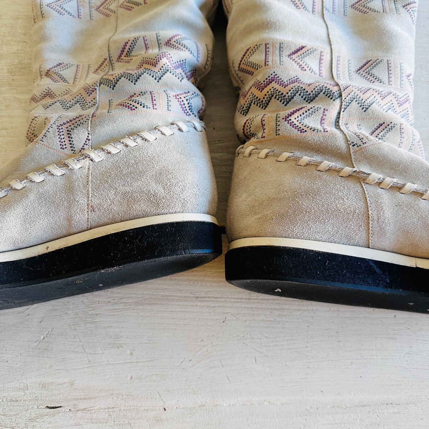70S VINTAGE SHEARLING MOCCASIN BOOTS // SIZE 7.5