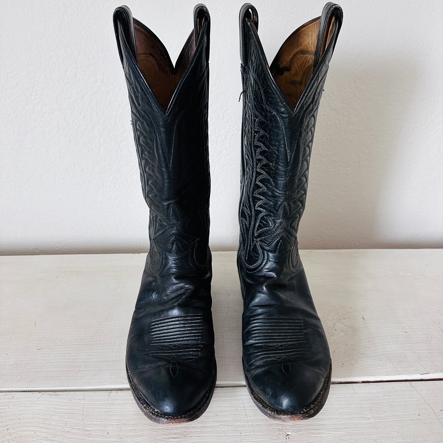 90S VINTAGE TONY LAMA BLACK LEATHER COWBOY BOOTS // MENS 10D