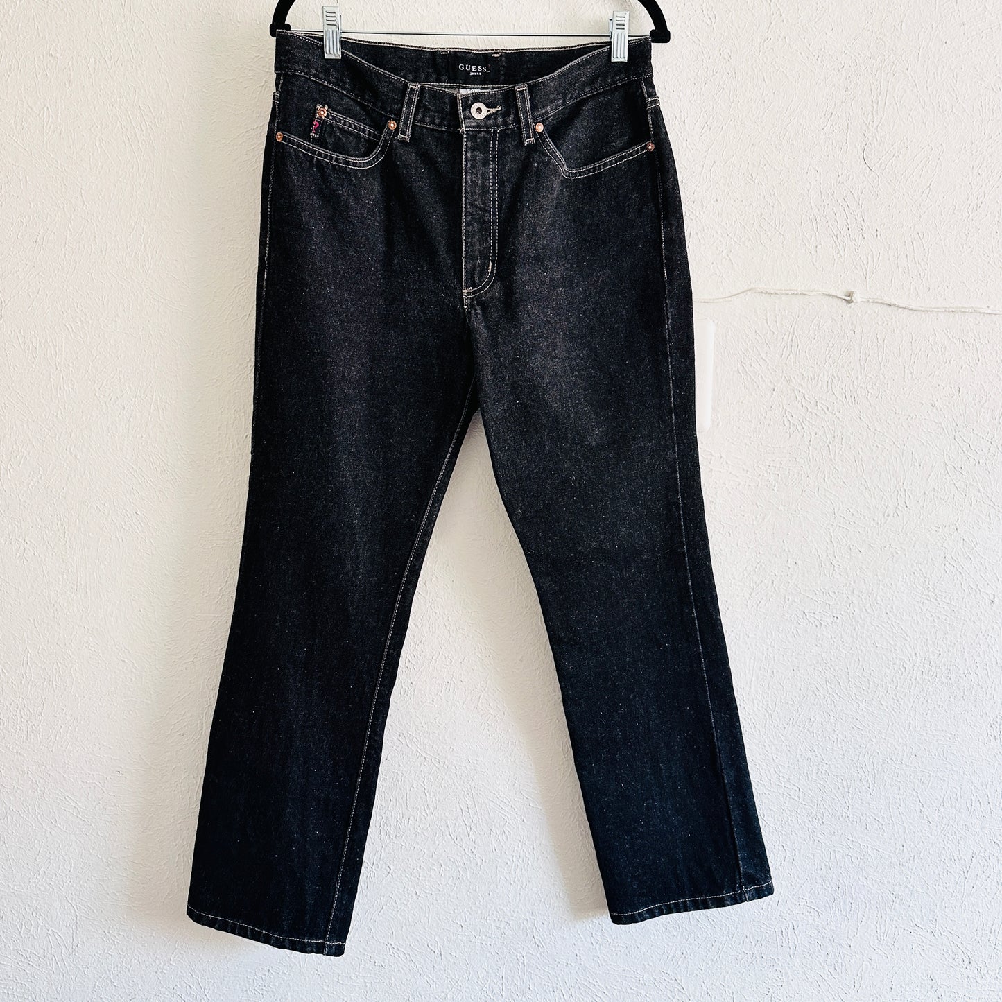 Y2K VINTAGE GUESS MID RISE JEANS // WAIST SIZE 30