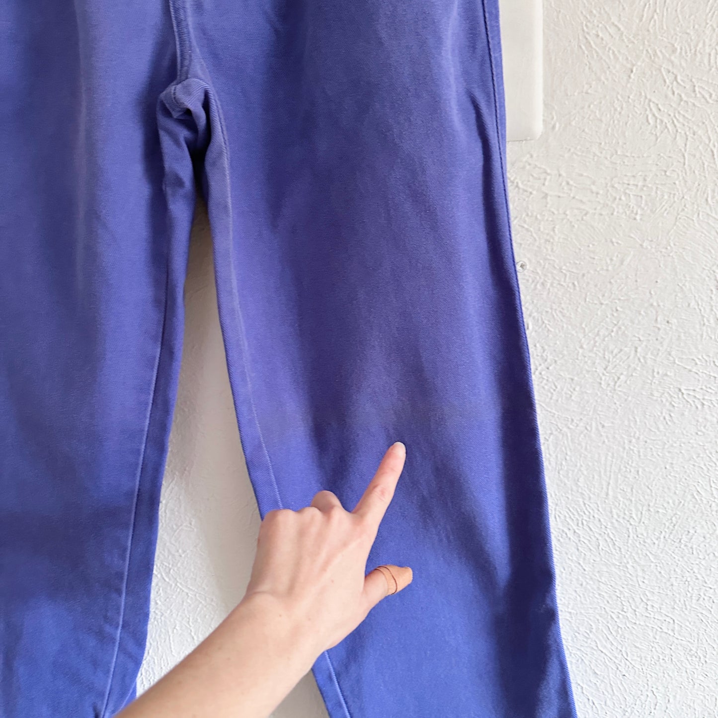 80'S VINTAGE ROCKIES BAREBACK JEANS // WAIST SIZE 28