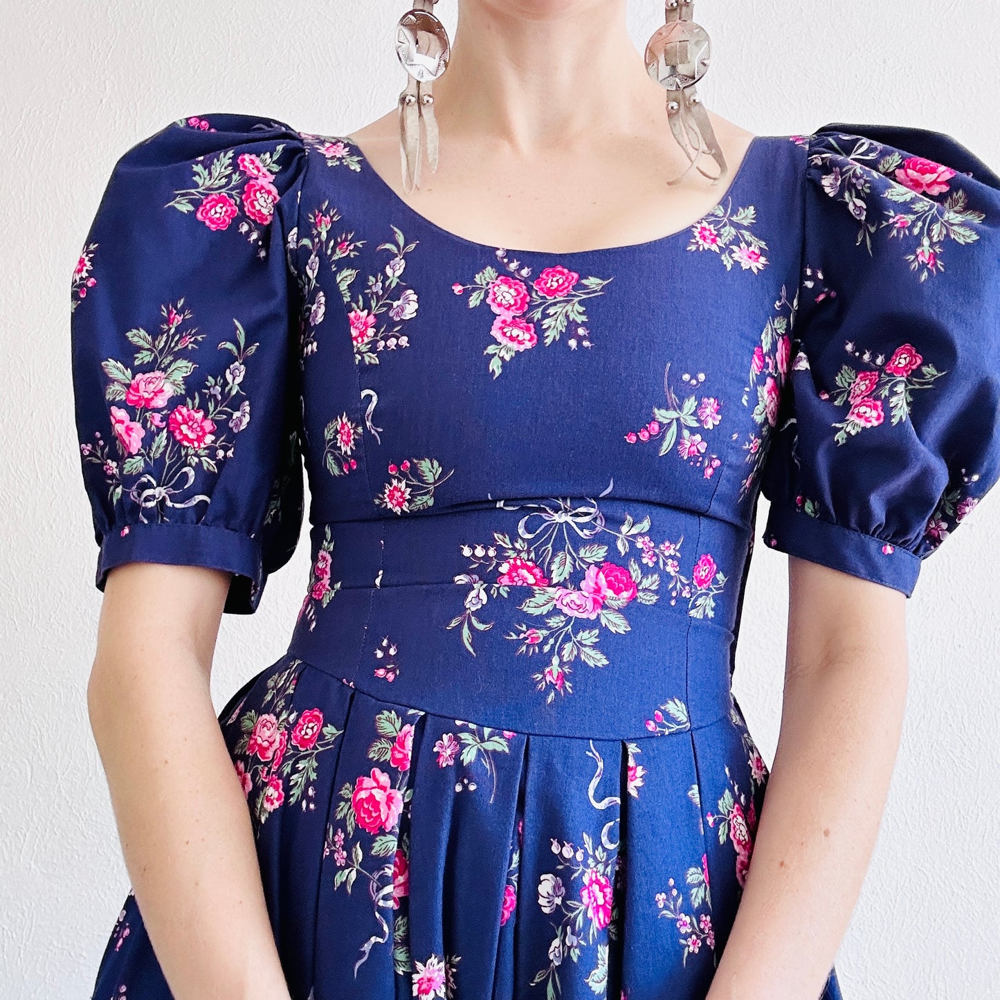 80'S VINTAGE LAURA ASHLEY DRESS // SIZE XSMALL