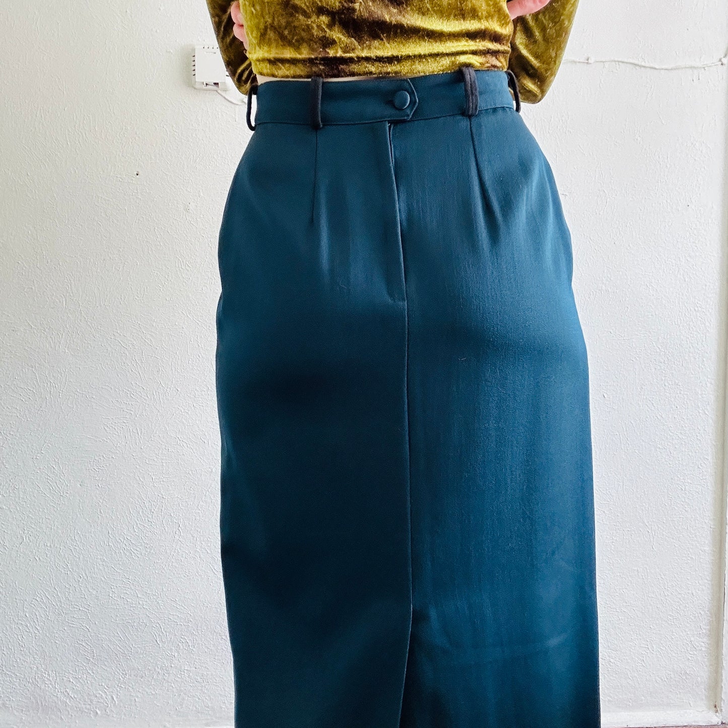 90’S VINTAGE WOOL WESTERN SKIRT // SIZE SMALL