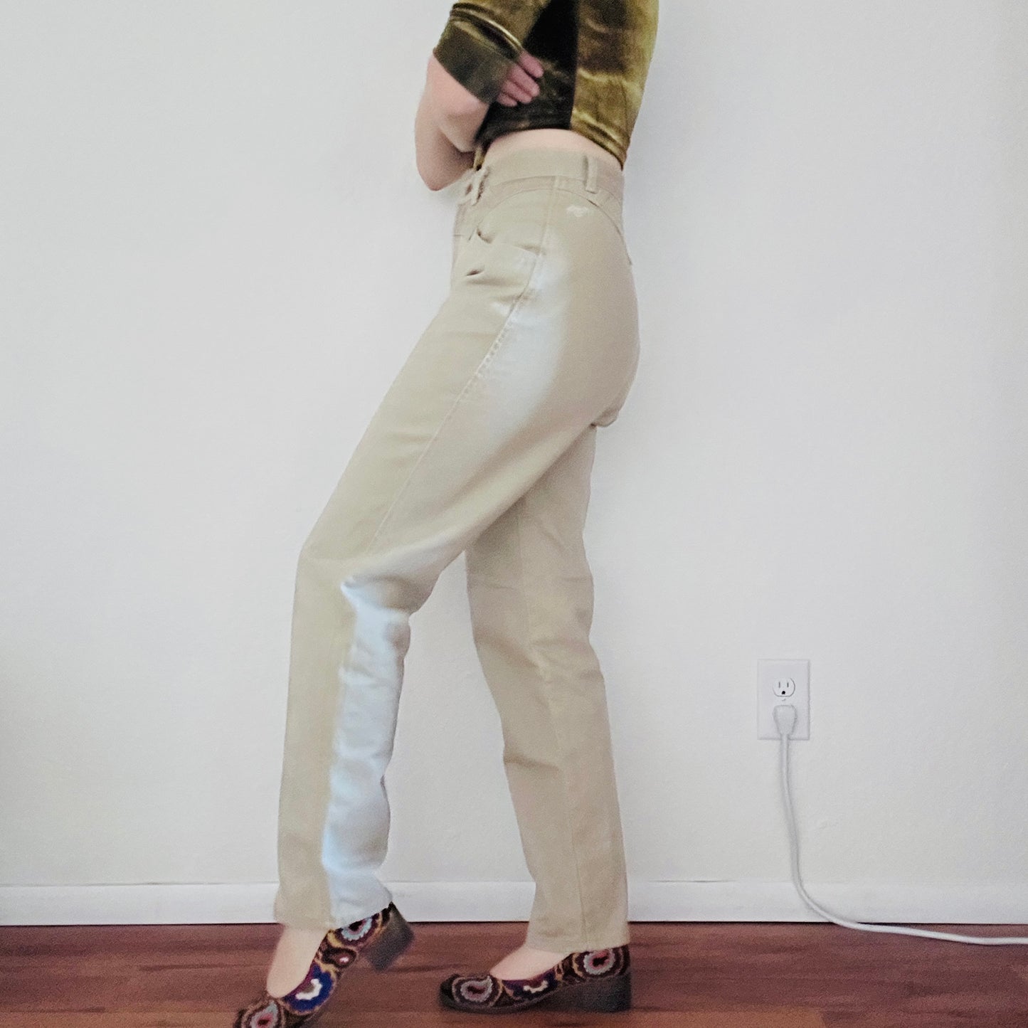 80'S VINTAGE ROPER BAREBACK JEANS // WAIST SIZE 27