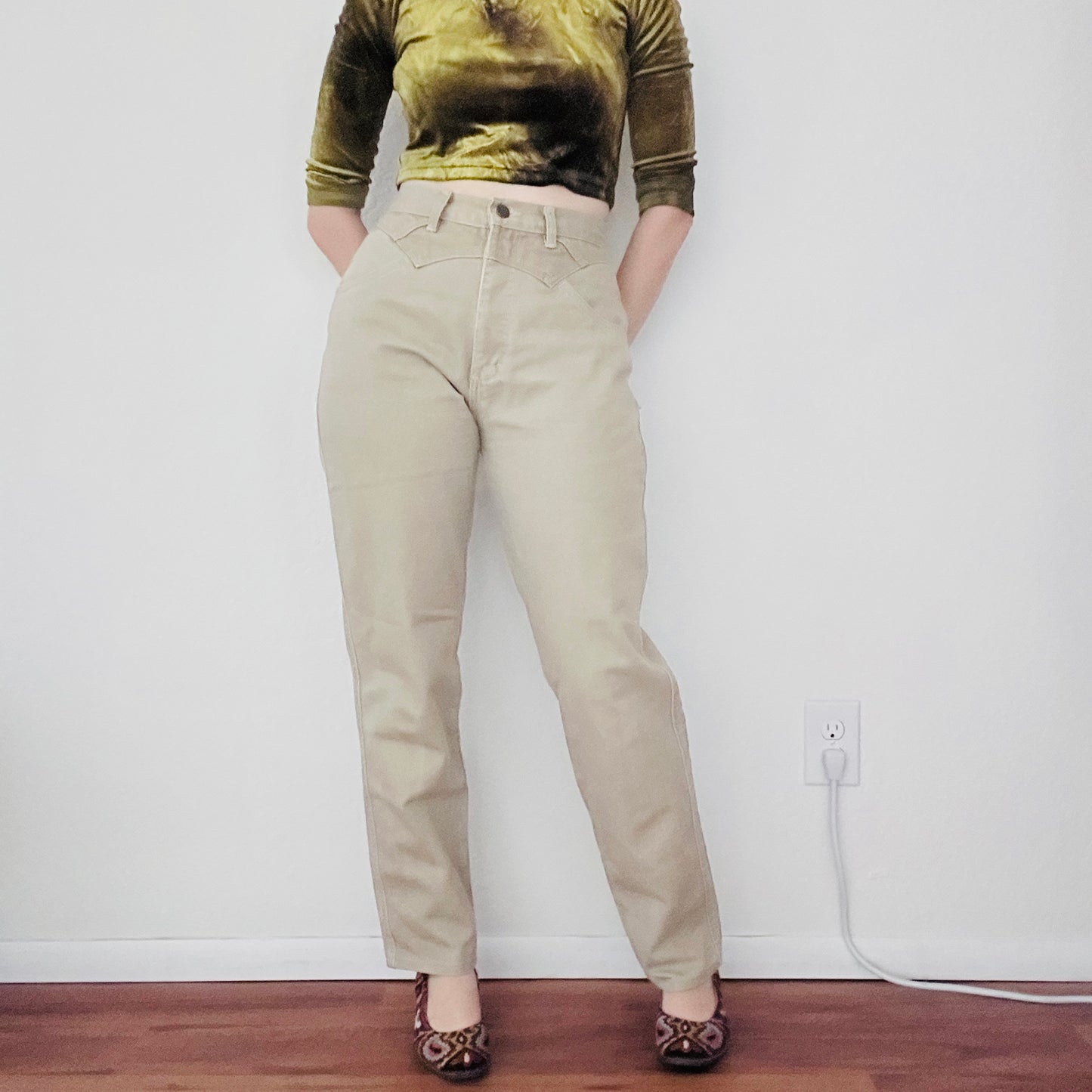 80'S VINTAGE ROPER BAREBACK JEANS // WAIST SIZE 27