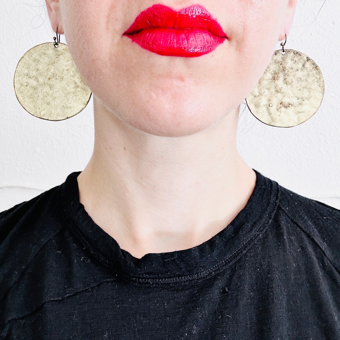 VINTAGE BRASS CIRCLE EARRINGS // ONE SIZE