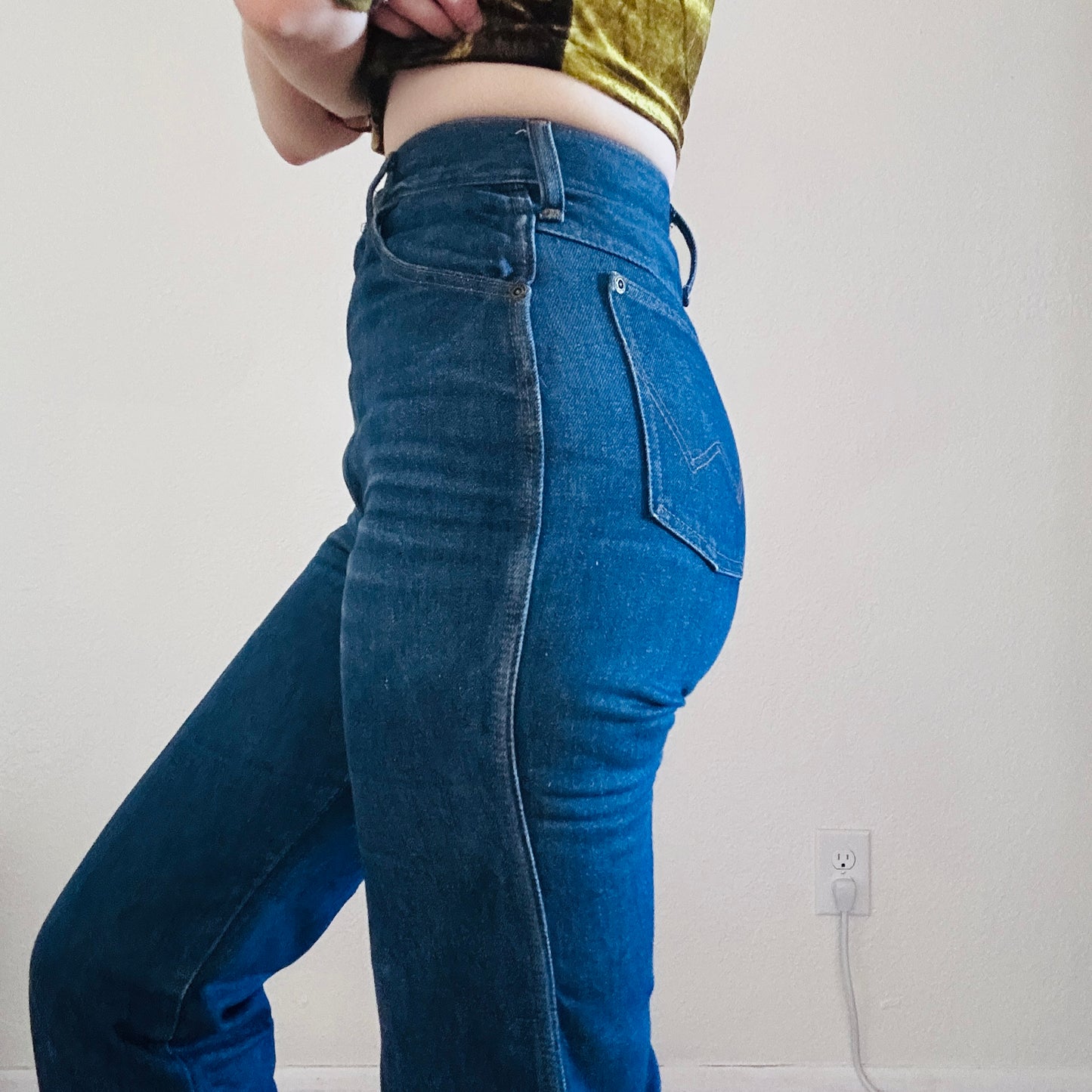 70S VINTAGE WRANGLER WESTERN JEANS // WAIST SIZE 25