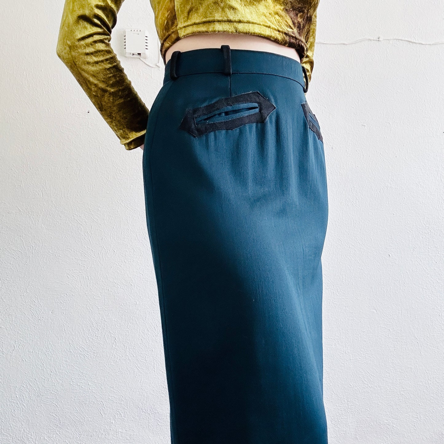 90’S VINTAGE WOOL WESTERN SKIRT // SIZE SMALL