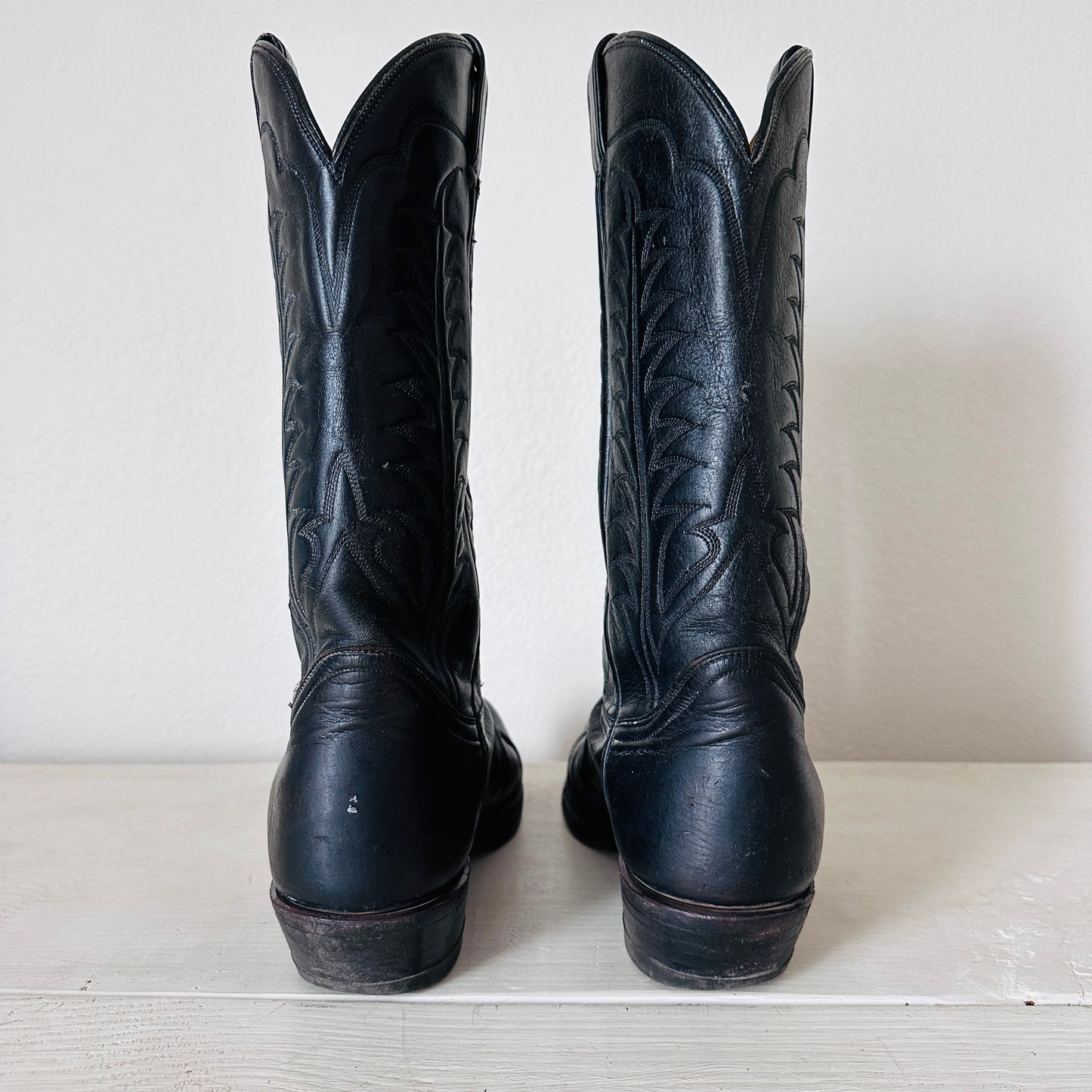 90S VINTAGE TONY LAMA BLACK LEATHER COWBOY BOOTS // MENS 10D