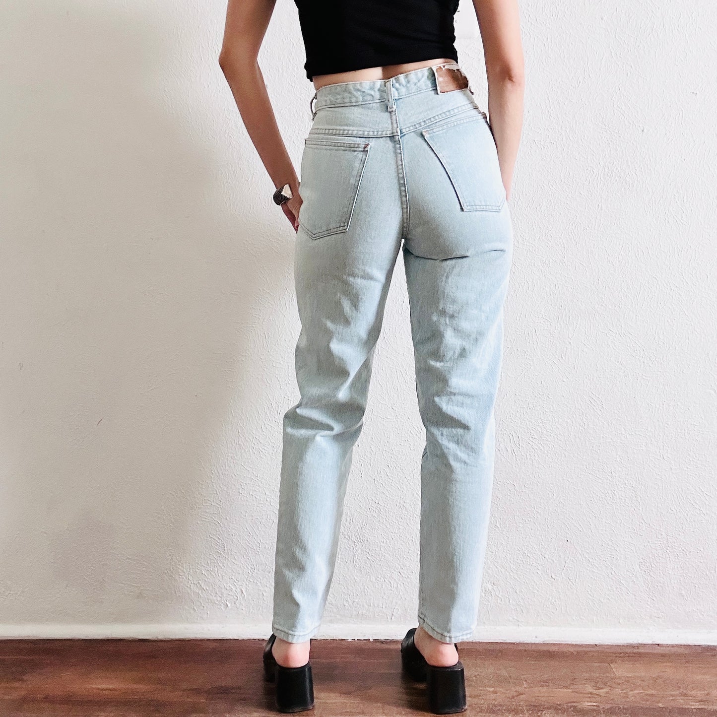 80'S VINTAGE GIRBAUD WHITE TAG JEANS // WAIST SIZE 26