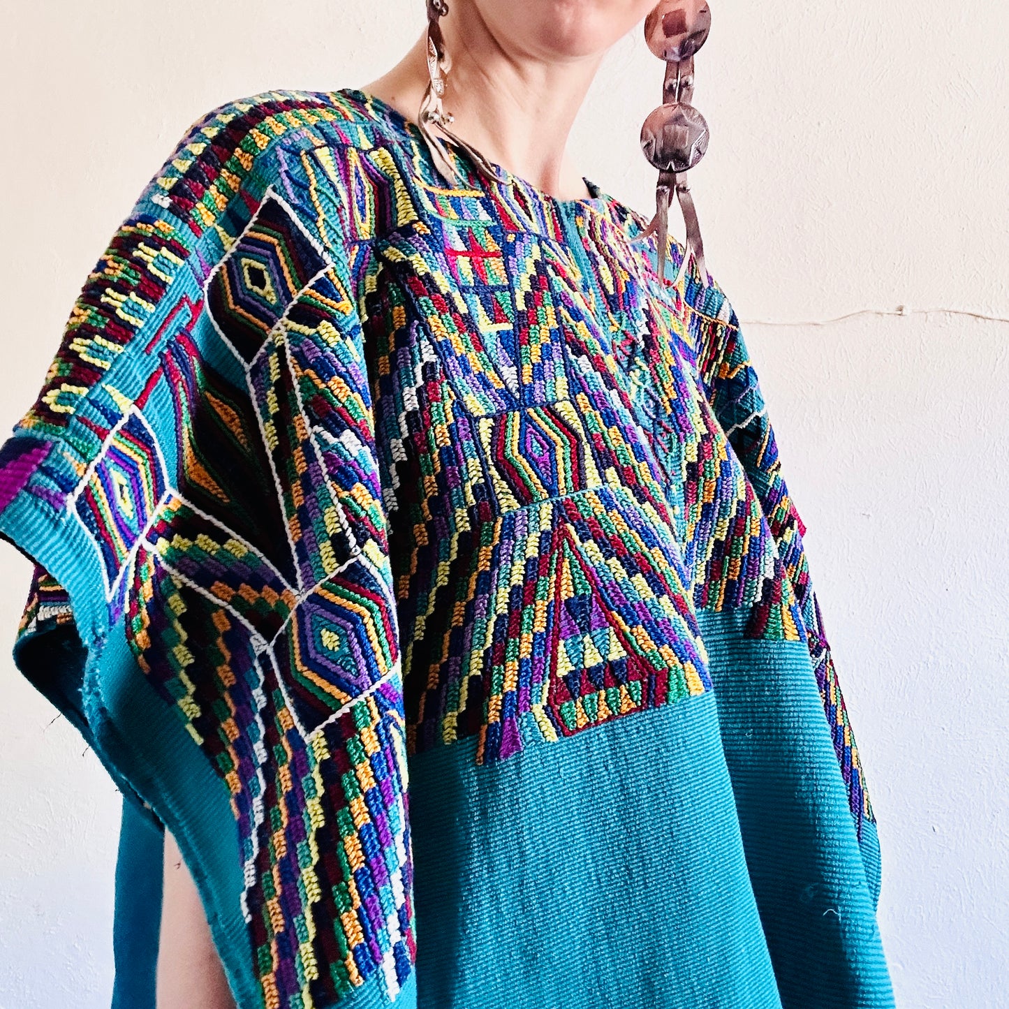 VINTAGE OAXACAN HUIPIL BLOUSE // ONE SIZE