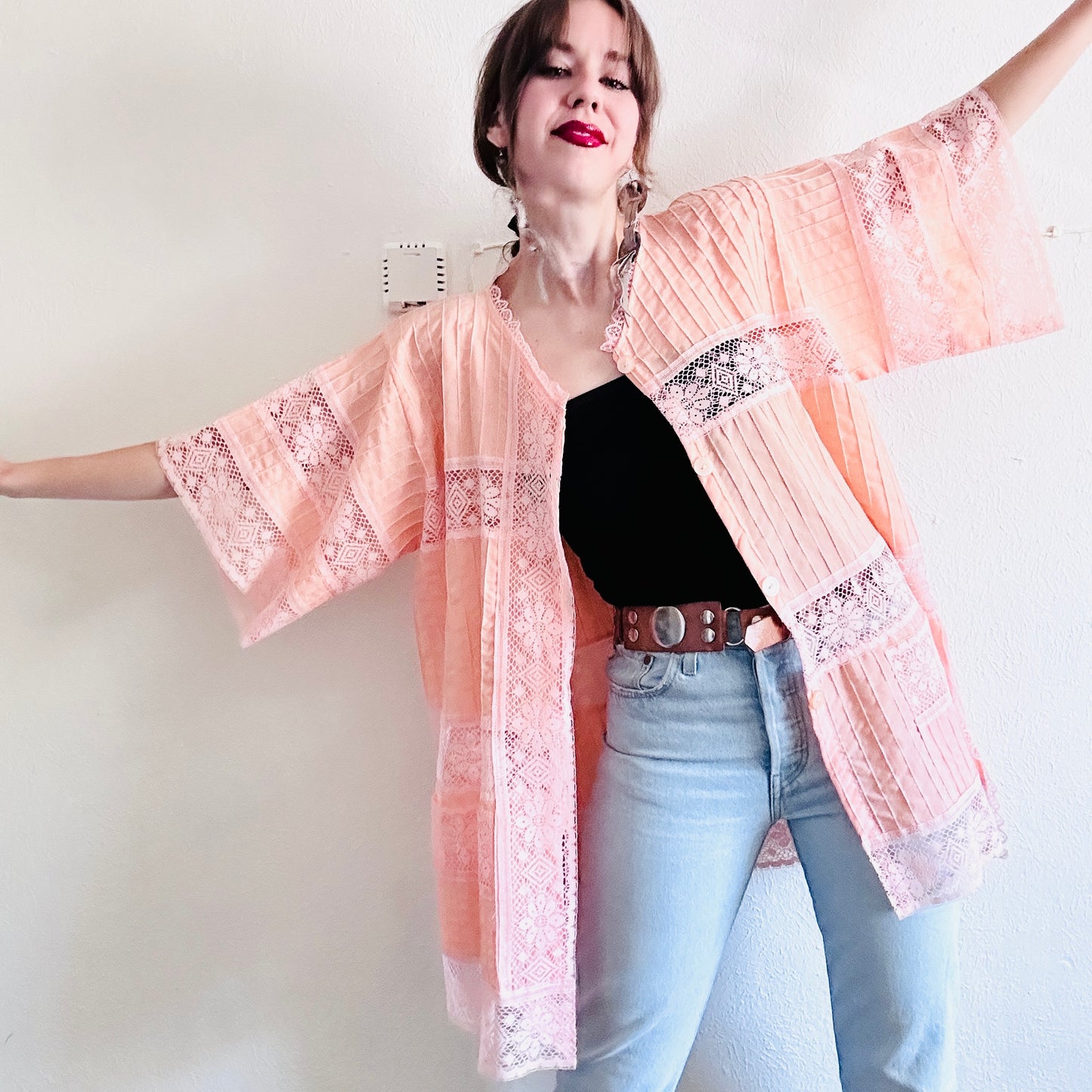 VINTAGE PINK LACE DUSTER JACKET // SIZE XL