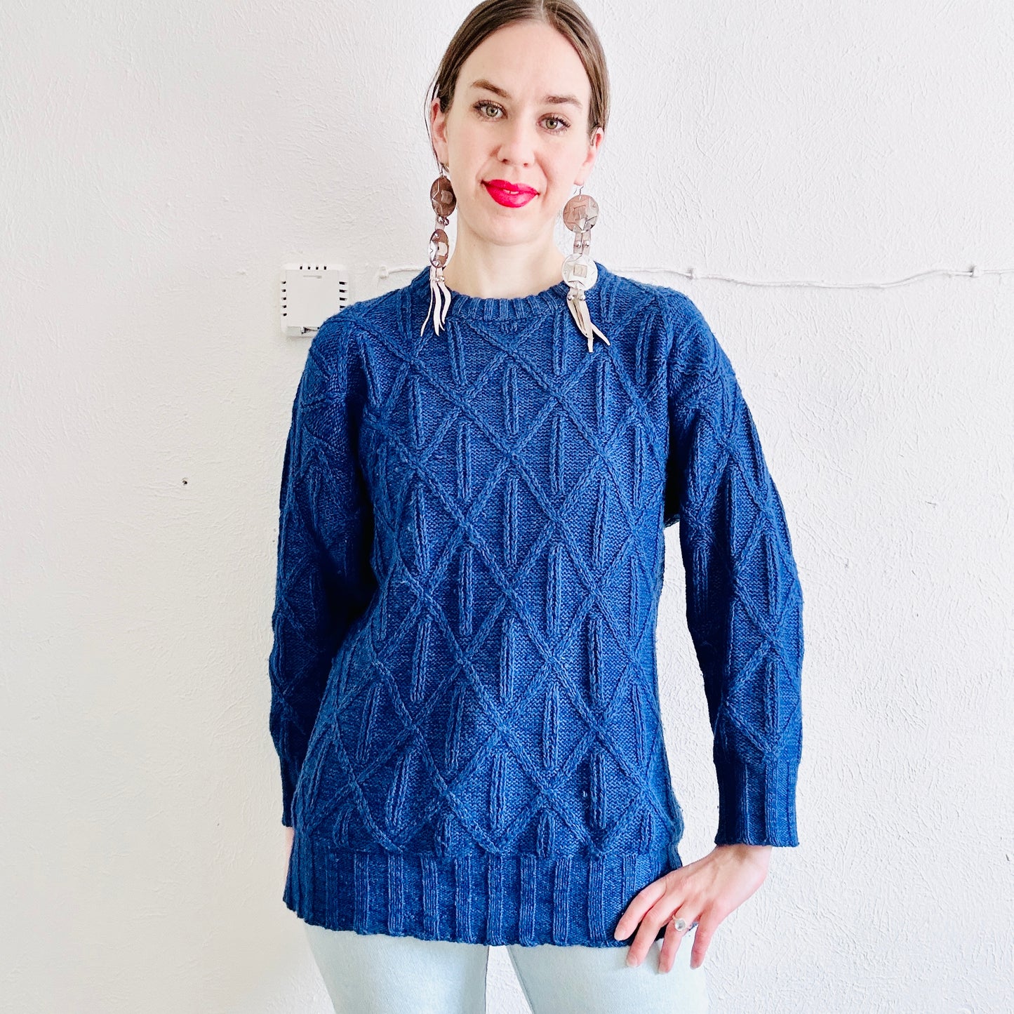 80'S VINTAGE BLUE SILK WOOL SWEATER // SIZE MEDIUM