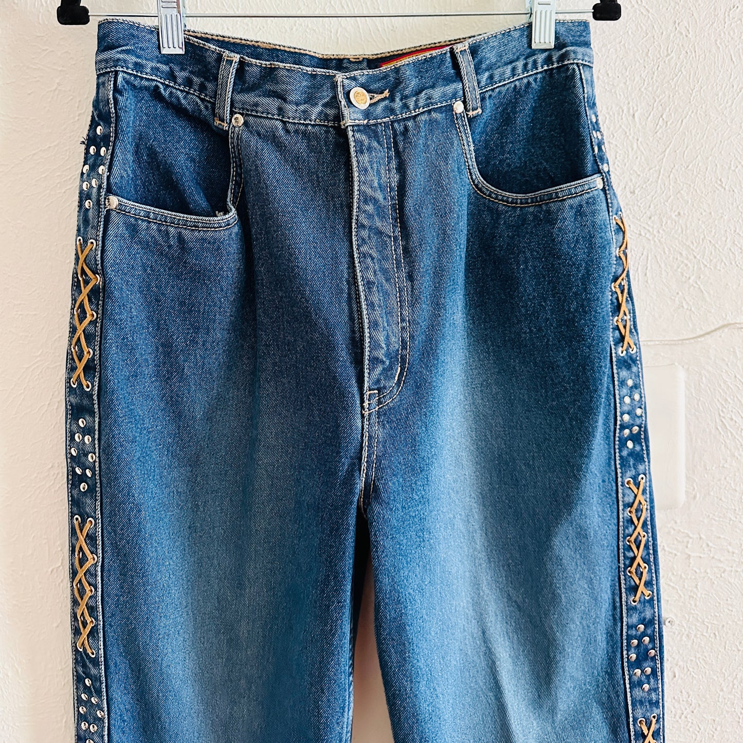 90'S VINTAGE LAWMAN SLIM WESTERN JEANS // WAIST SIZE 30