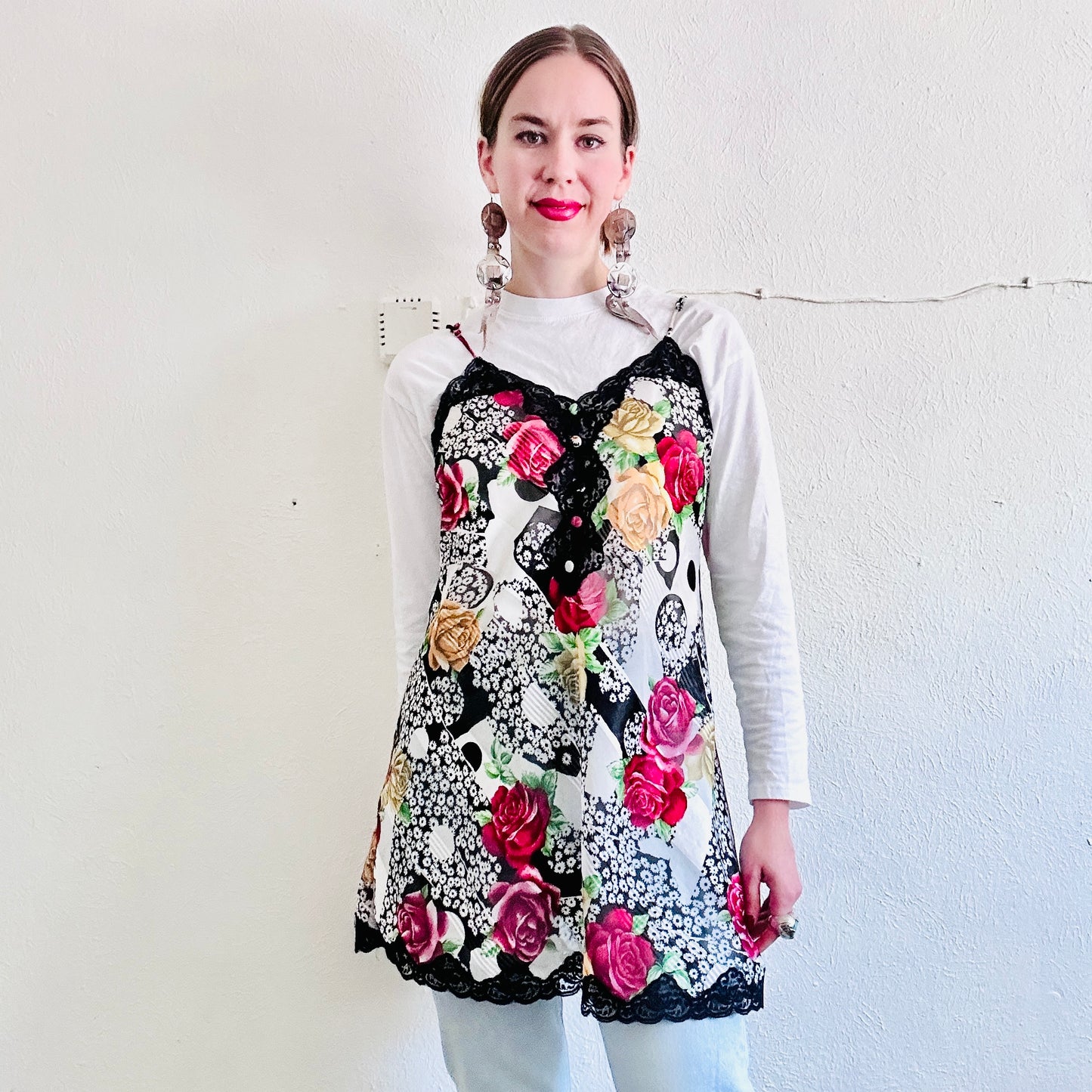 90'S VINTAGE FLORAL SLIP DRESS // SIZE MEDIUM