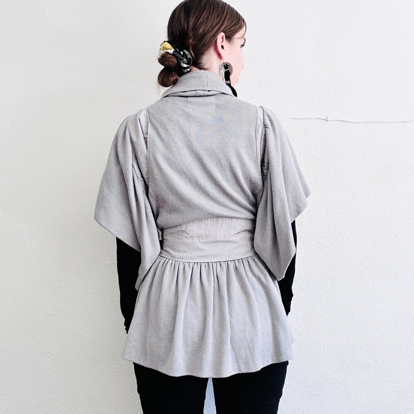 SACAI RUFFLE SWEATER // SIZE SMALL