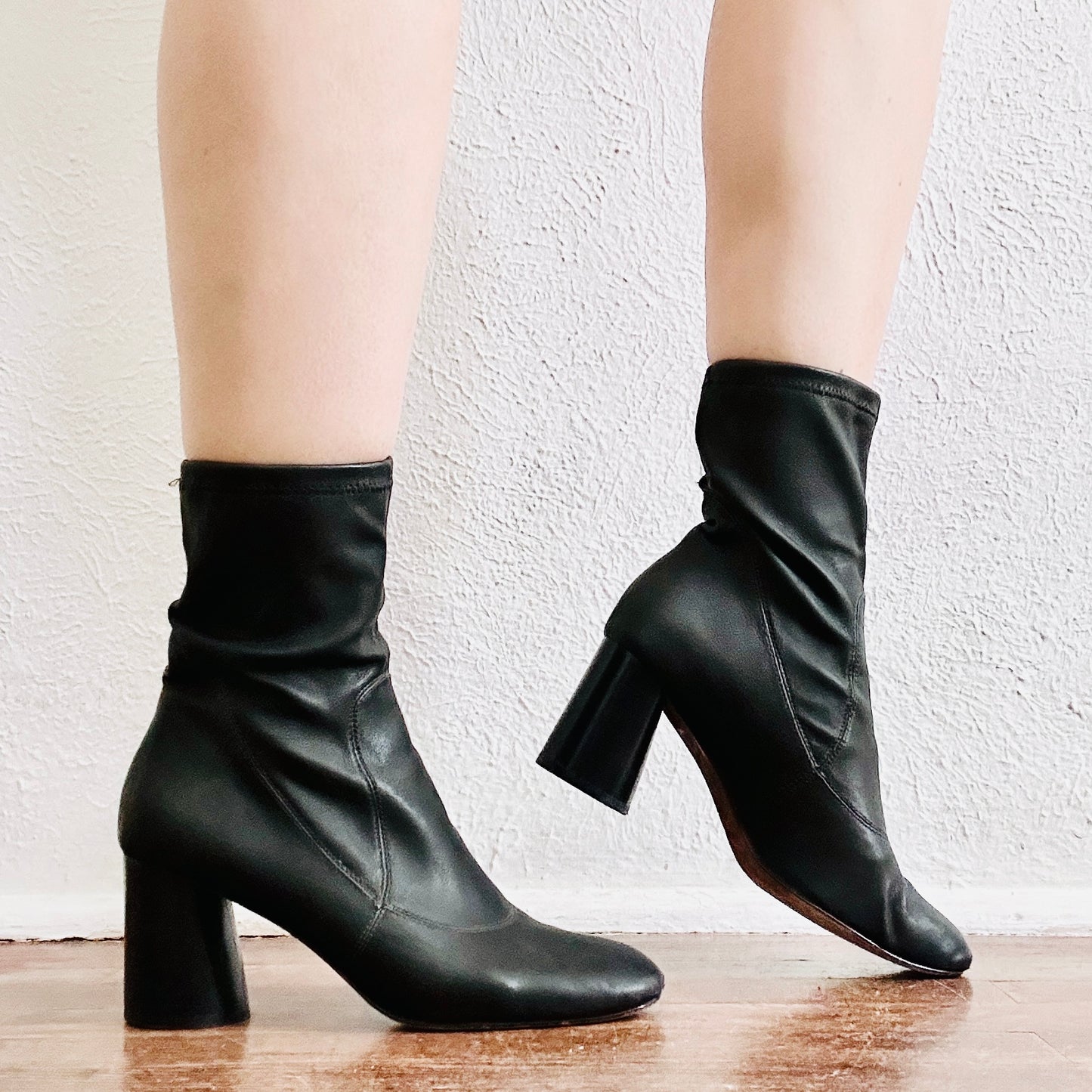 DONALD PLINER GISELE BOOTS // SIZE 7.5