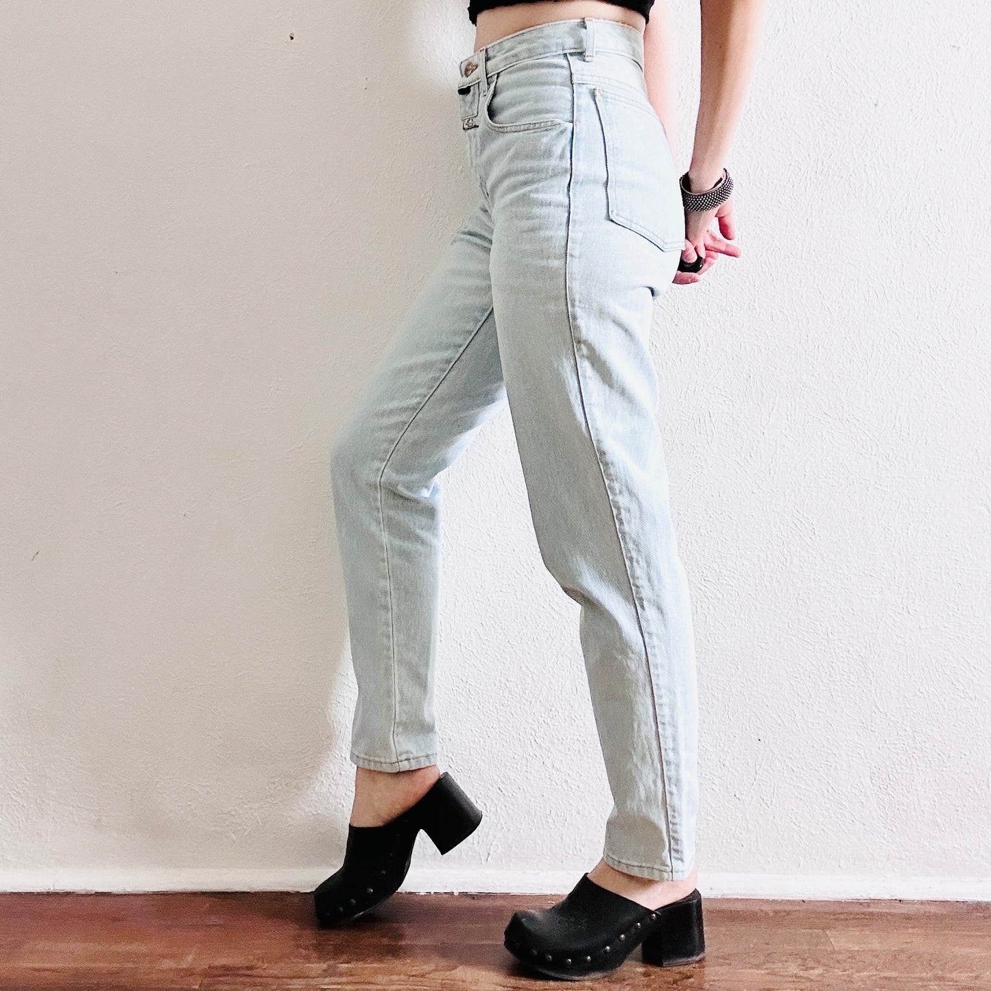 80'S VINTAGE GIRBAUD WHITE TAG JEANS // WAIST SIZE 26
