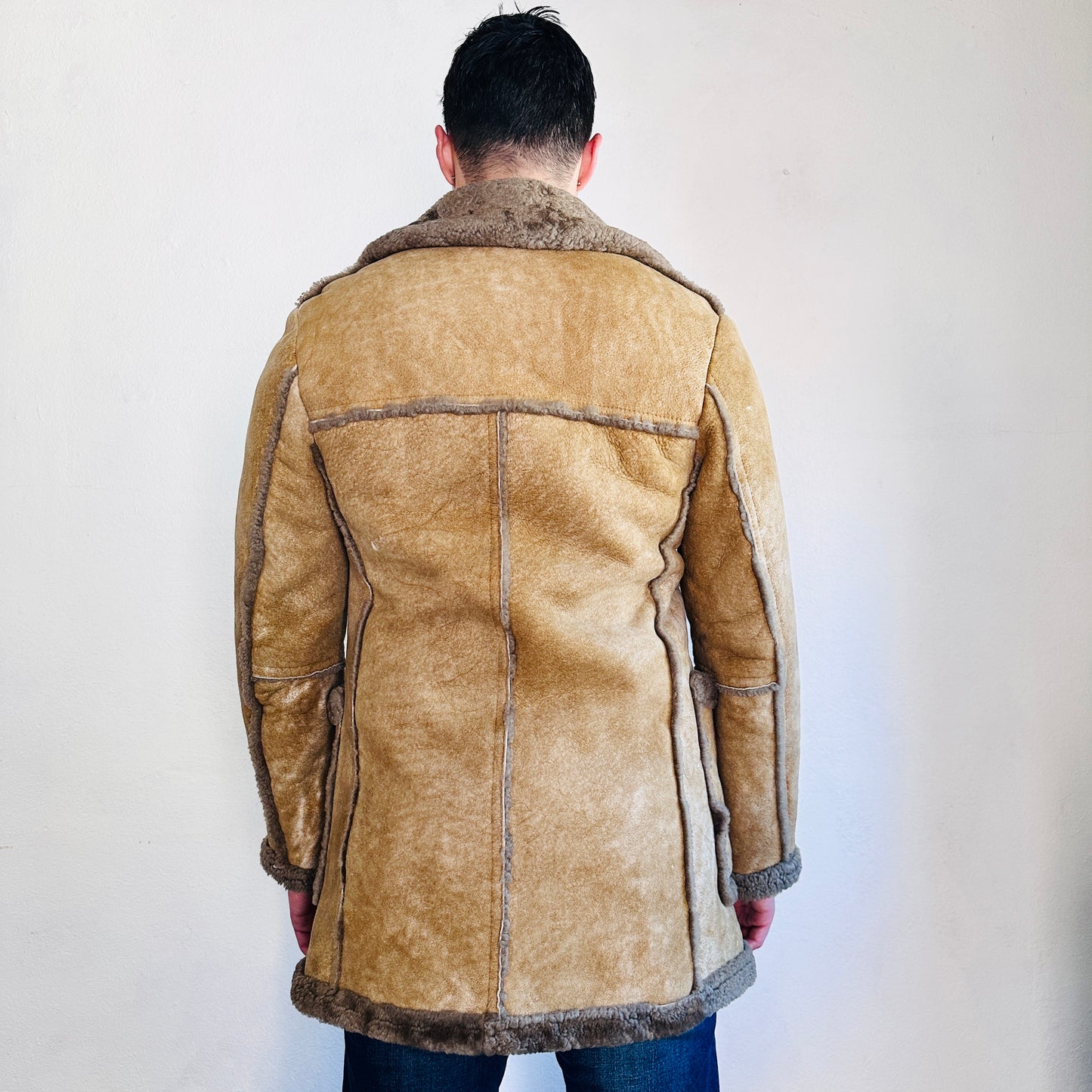70’S VINTAGE SHEEPSKIN SHEARLING JACKET // SIZE SMALL