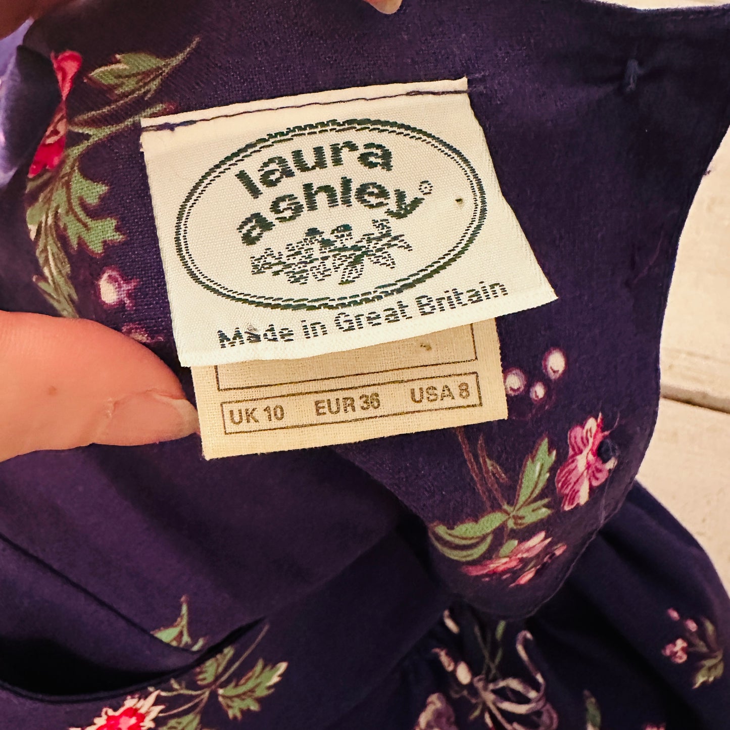 80'S VINTAGE LAURA ASHLEY DRESS // SIZE XSMALL