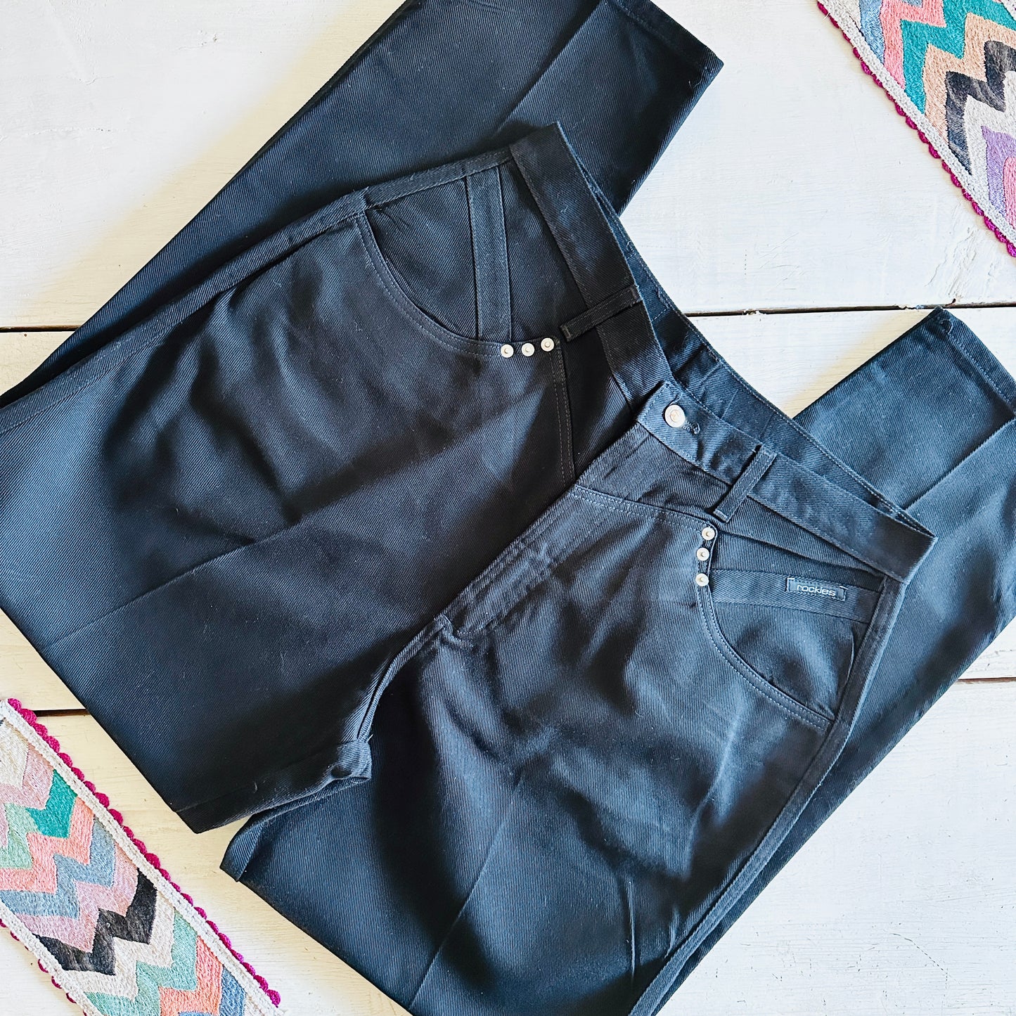 90’S VINTAGE ROCKIES BAREBACK JEANS // WAIST SIZE 34