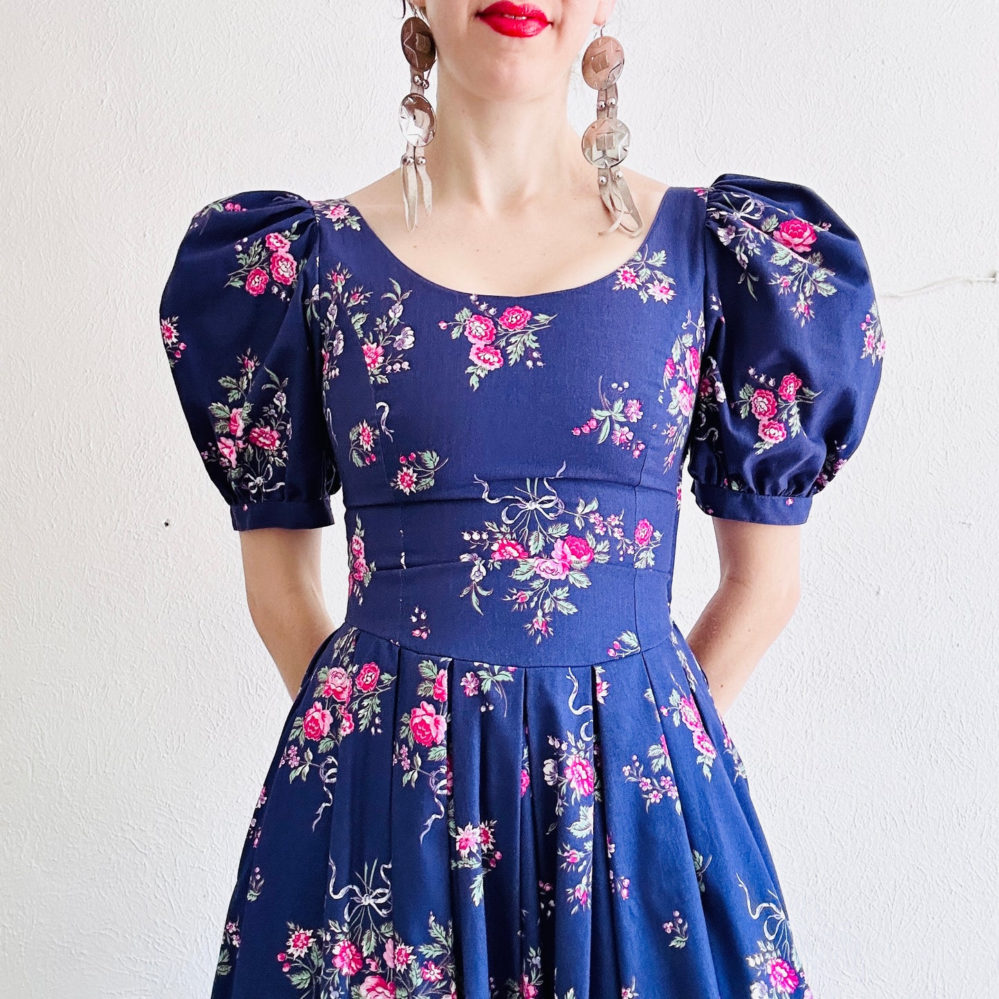 80'S VINTAGE LAURA ASHLEY DRESS // SIZE XSMALL