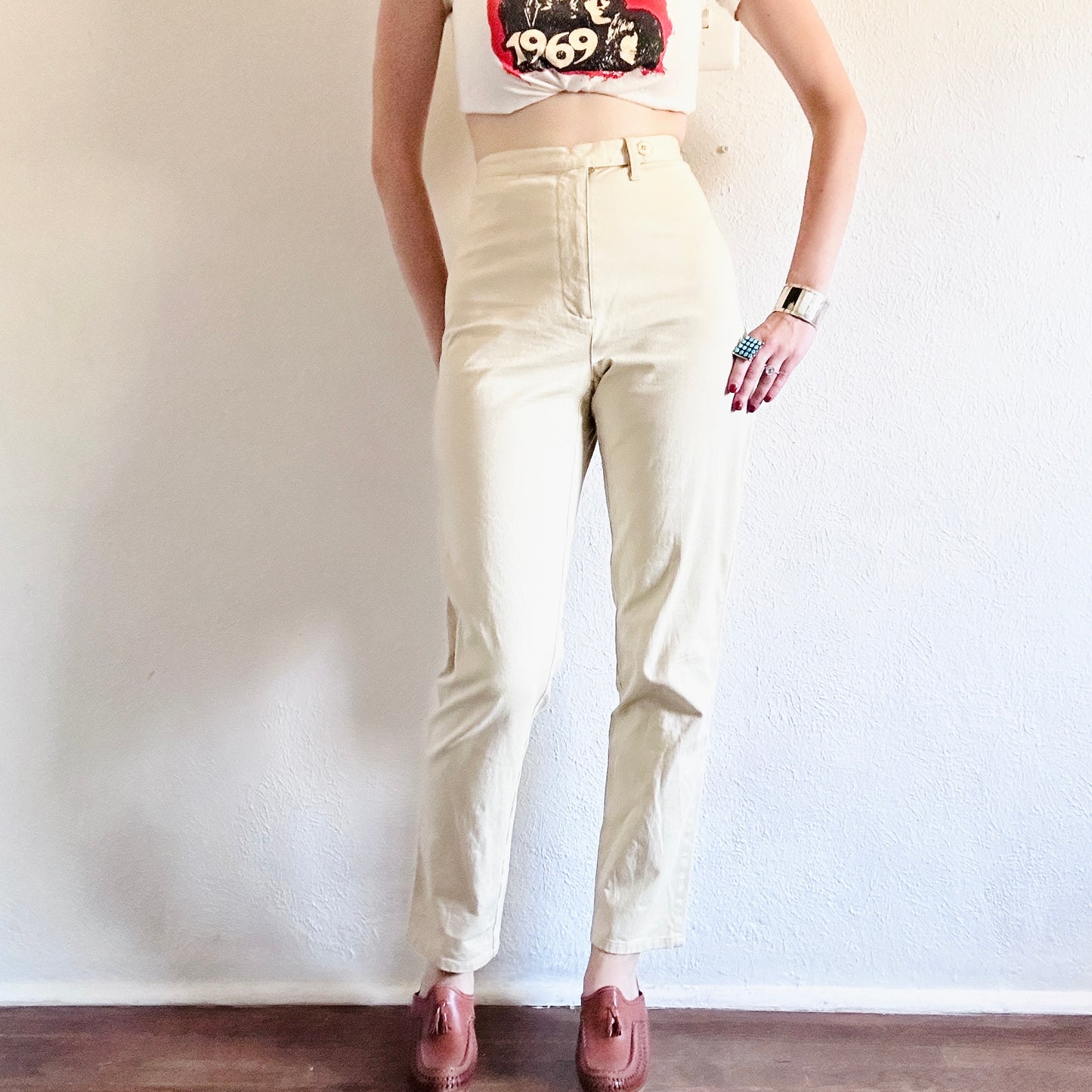 90’S VINTAGE TAN COTTON PANTS // WAIST SIZE 25