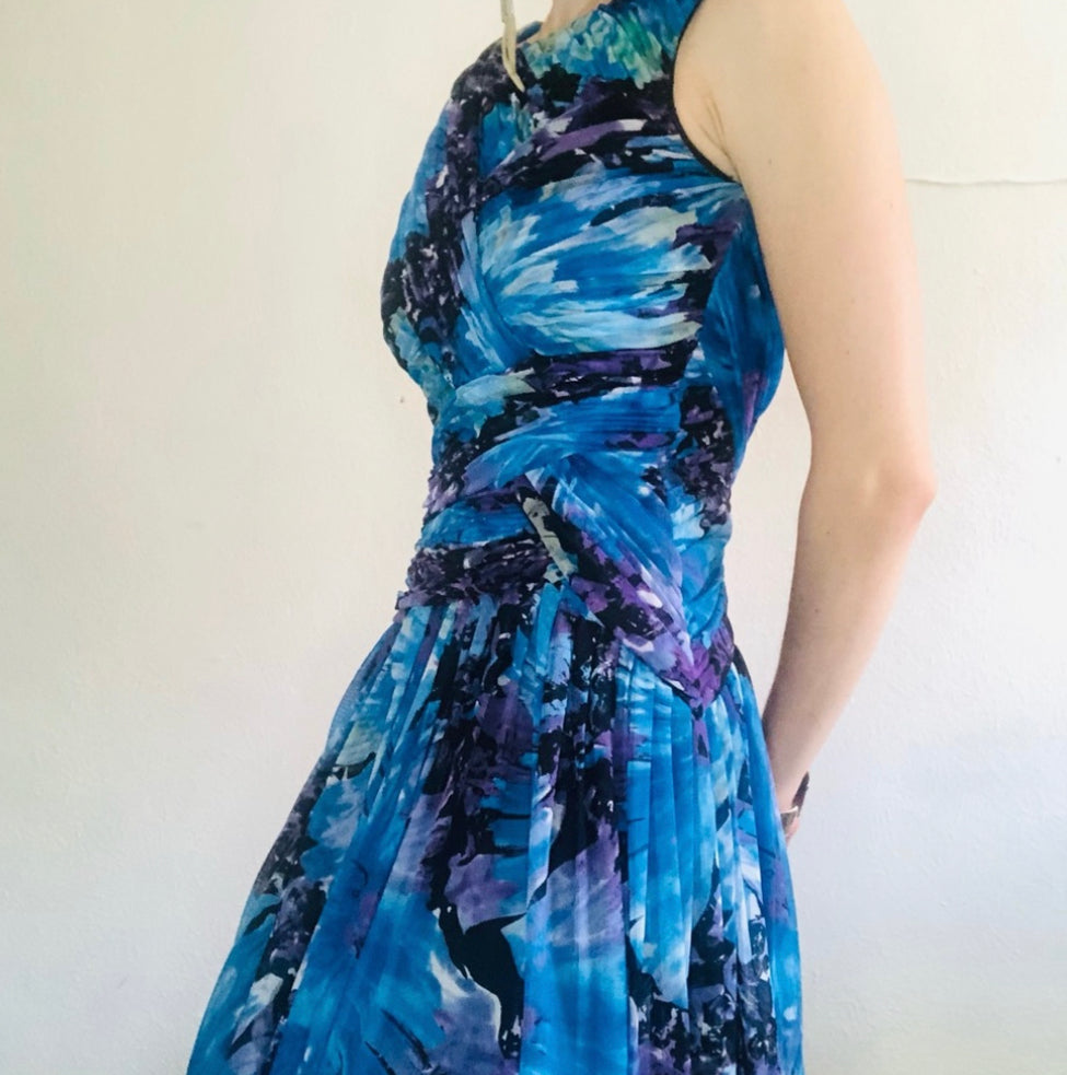 CALVIN KLEIN COCKTAIL DRESS // SIZE SMALL