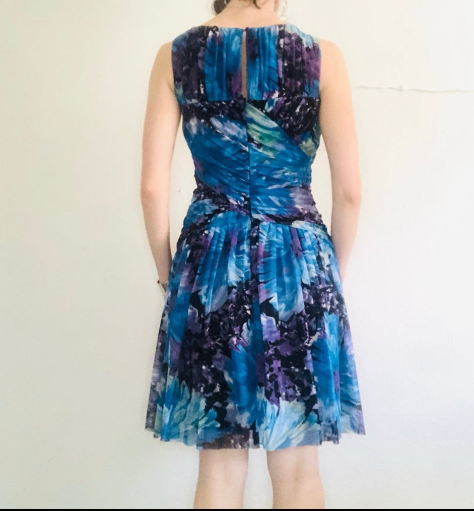 CALVIN KLEIN COCKTAIL DRESS // SIZE SMALL