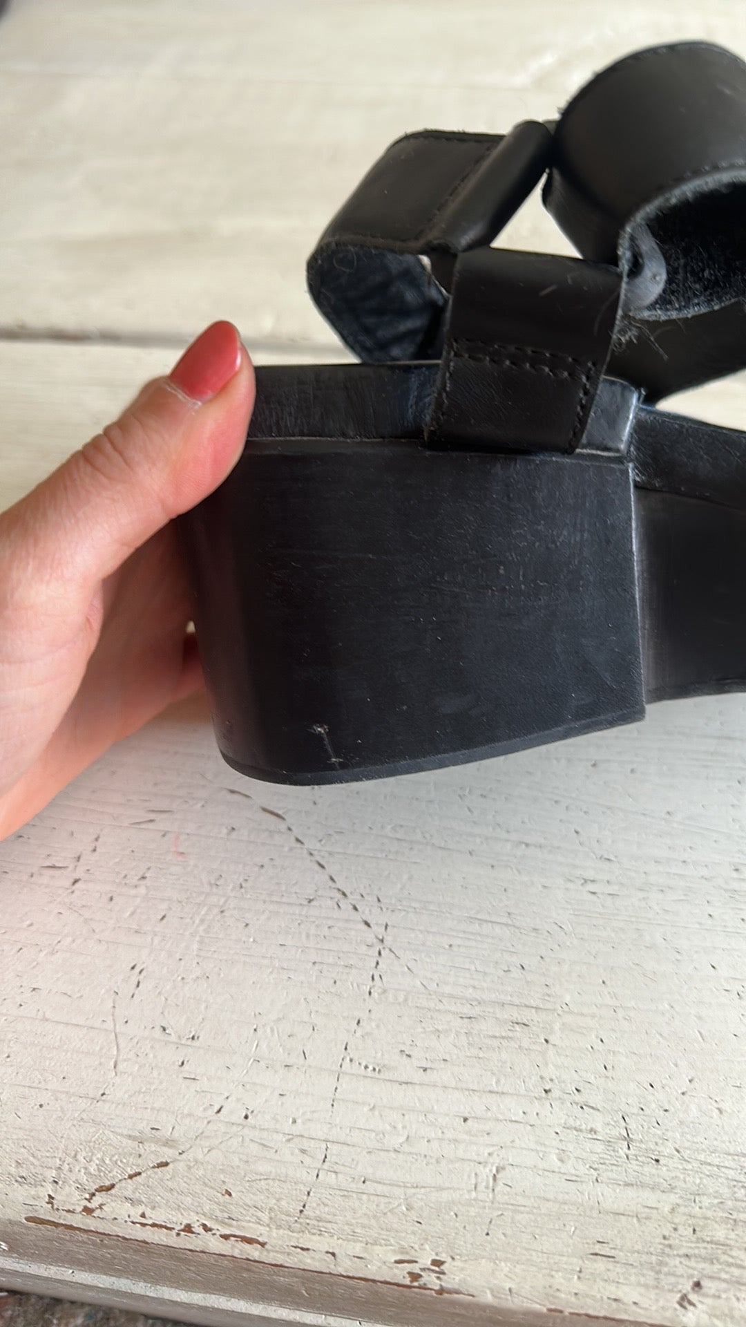 JEFFREY CAMPBELL LEATHER FLATFORM SANDALS // SIZE 7.5