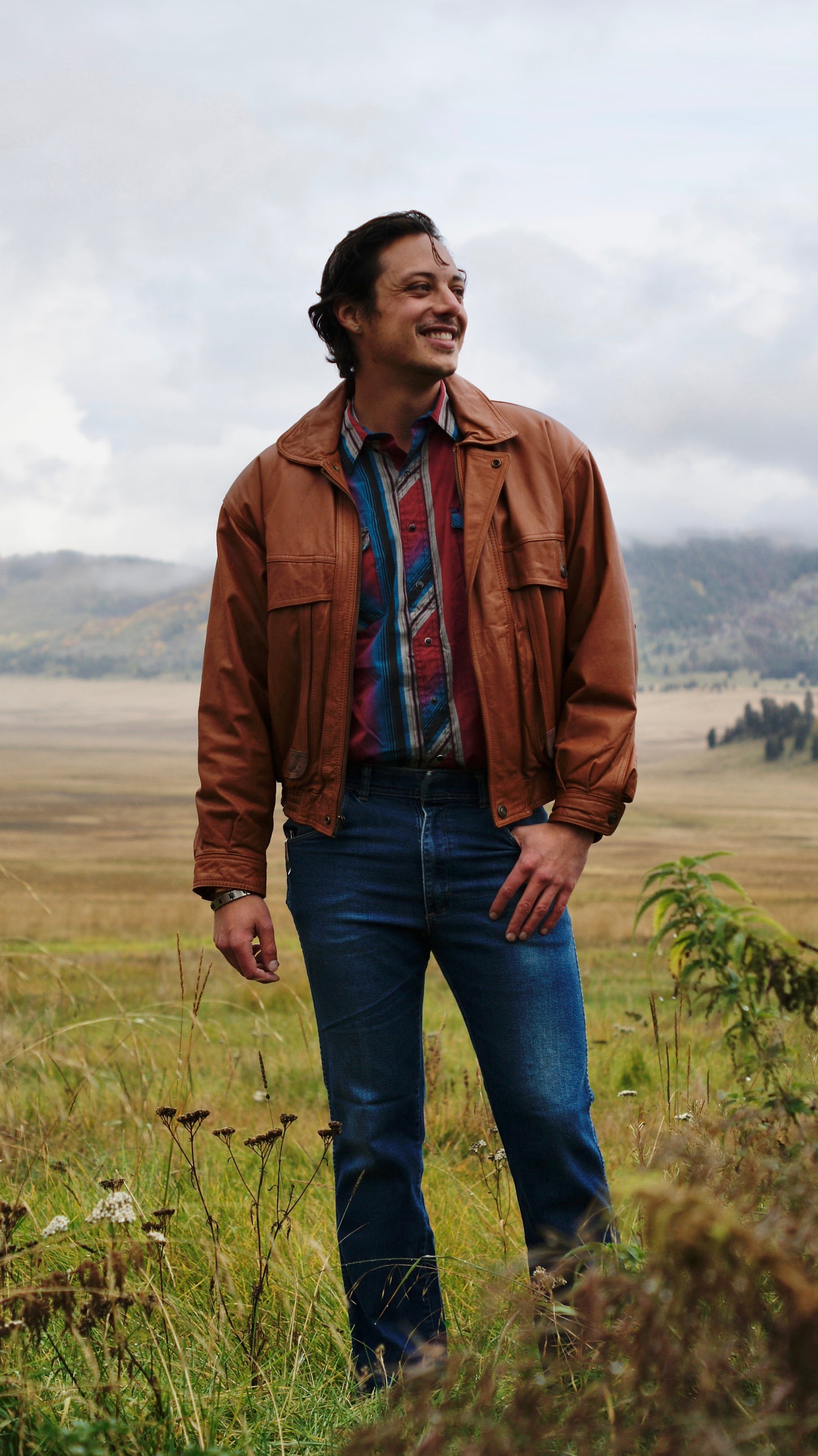 80’S VINTAGE LEATHER WESTERN BOMBER JACKET // SIZE MEDIUM