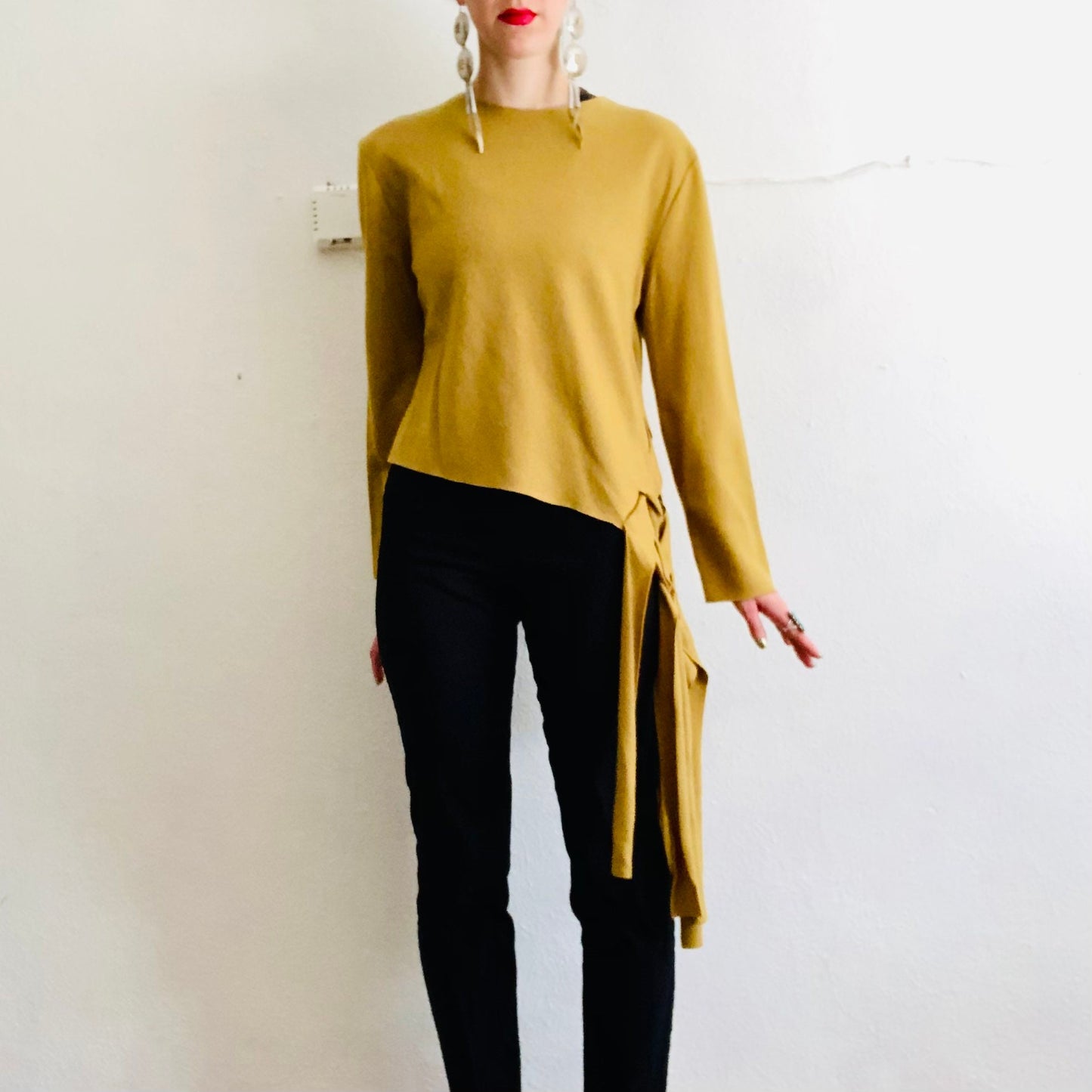 Y2K VINTAGE WOOL FRINGE SWEATER // SIZE SMALL