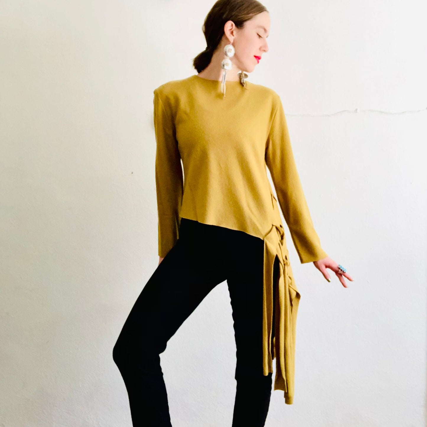 Y2K VINTAGE WOOL FRINGE SWEATER // SIZE SMALL