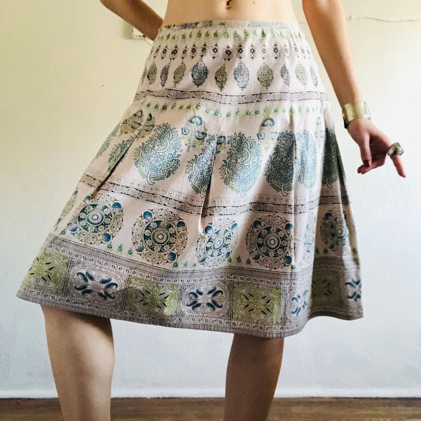 Y2K VINTAGE PAISLEY SKIRT // SIZE SMALL