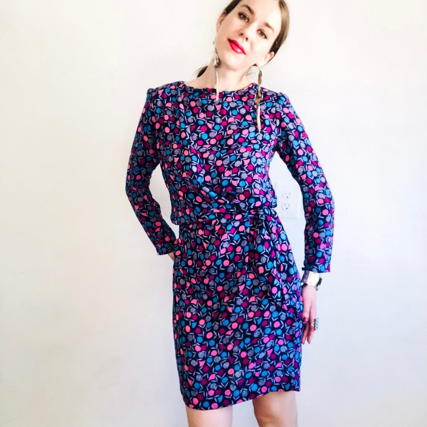 70'S VINTAGE PRINTED WRAP DRESS // SIZE SMALL PETITE