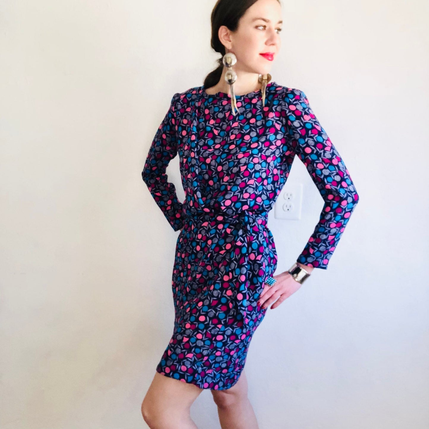 70'S VINTAGE PRINTED WRAP DRESS // SIZE SMALL PETITE