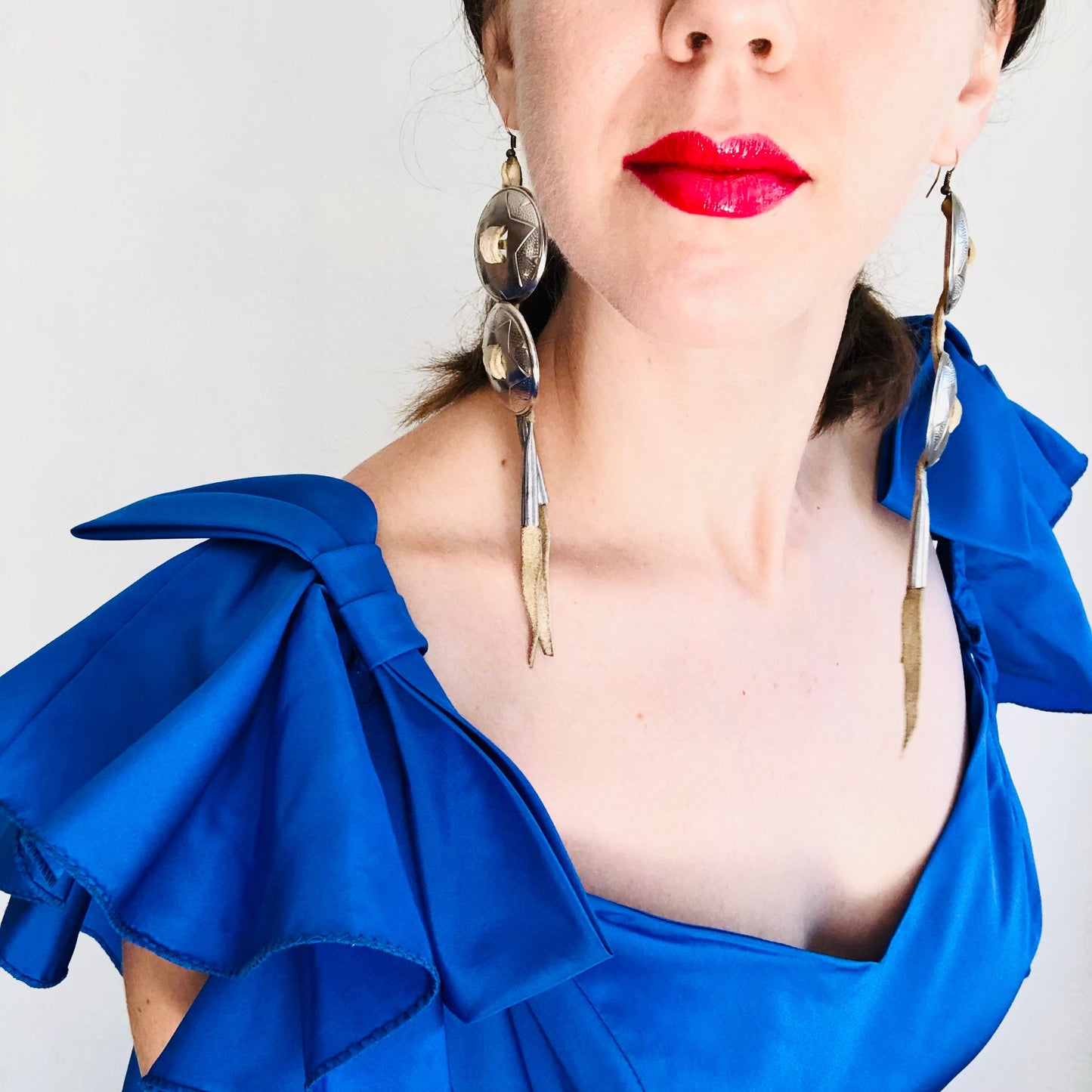 70'S VINTAGE BLUE RUFFLE MAXI DRESS // SIZE SMALL