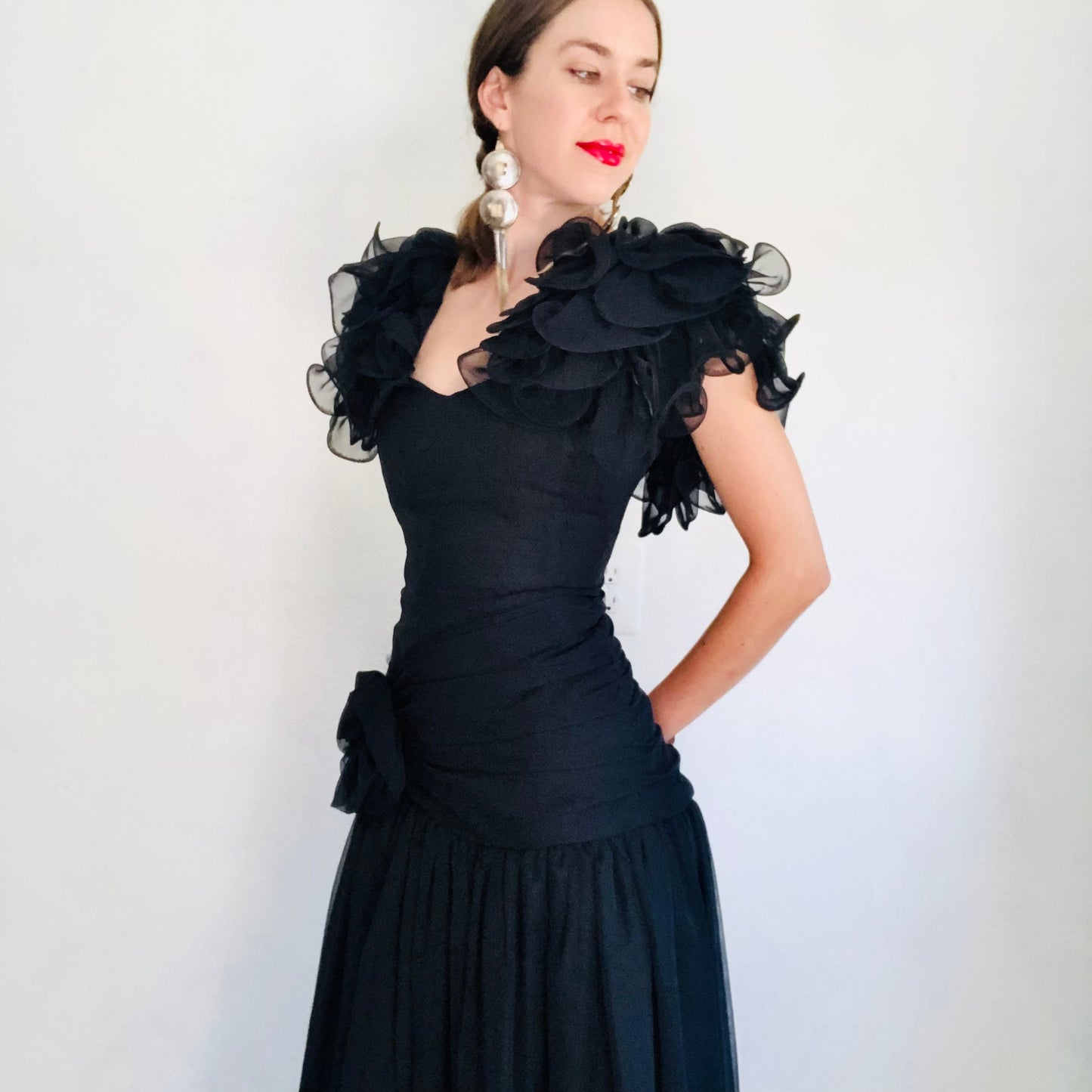 80'S VINTAGE BLACK CHIFFON RUFFLE SLEEVE DRESS // SIZE XSMALL