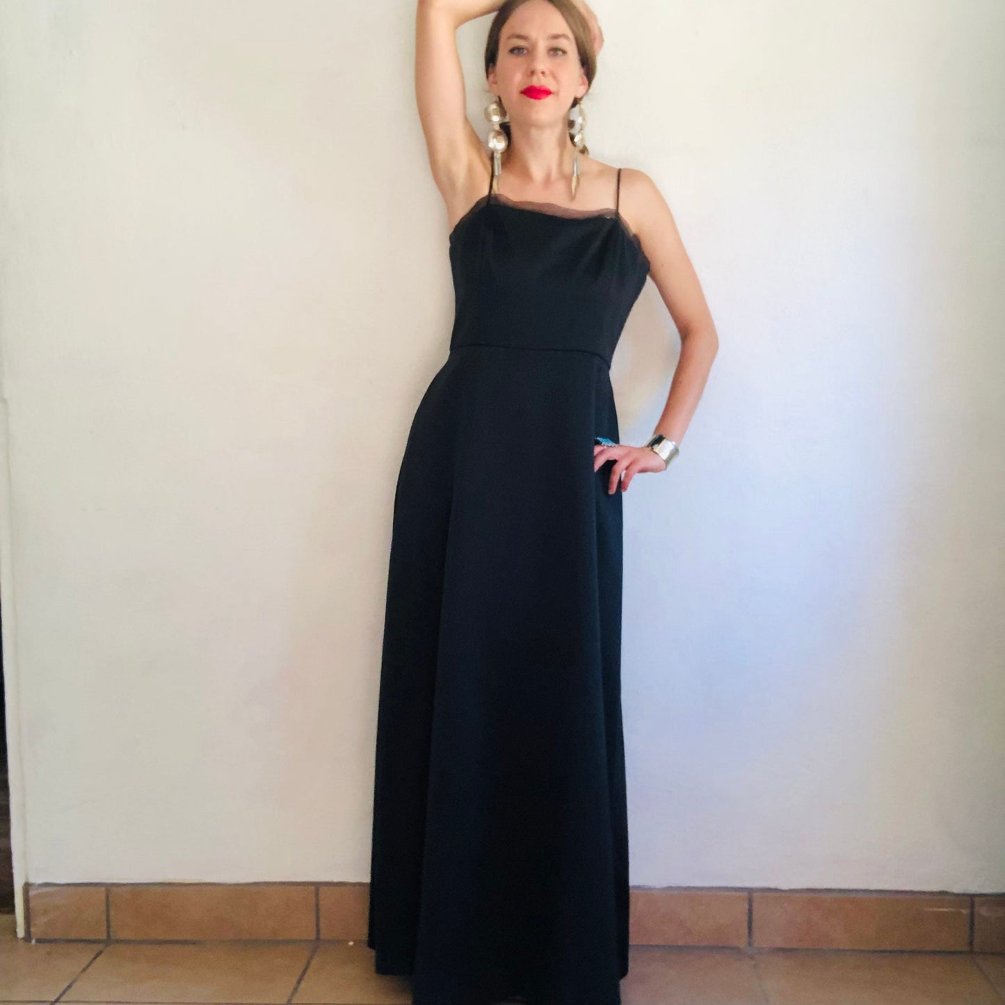 90'S VINTAGE BLACK SATIN MINIMALIST DRESS // SIZE MEDIUM