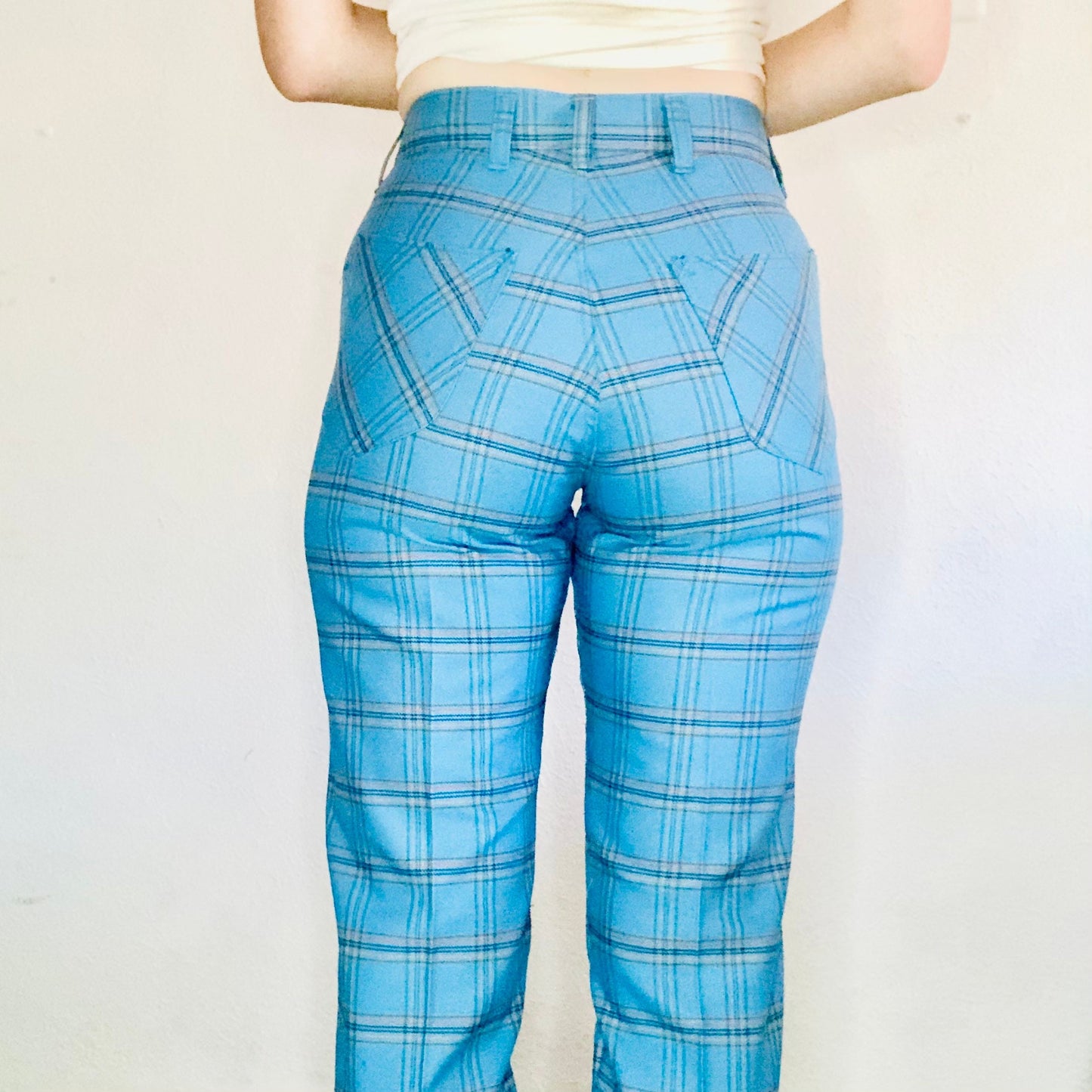 70'S VINTAGE LEE BLUE PLAID JEANS // WAIST SIZE 25