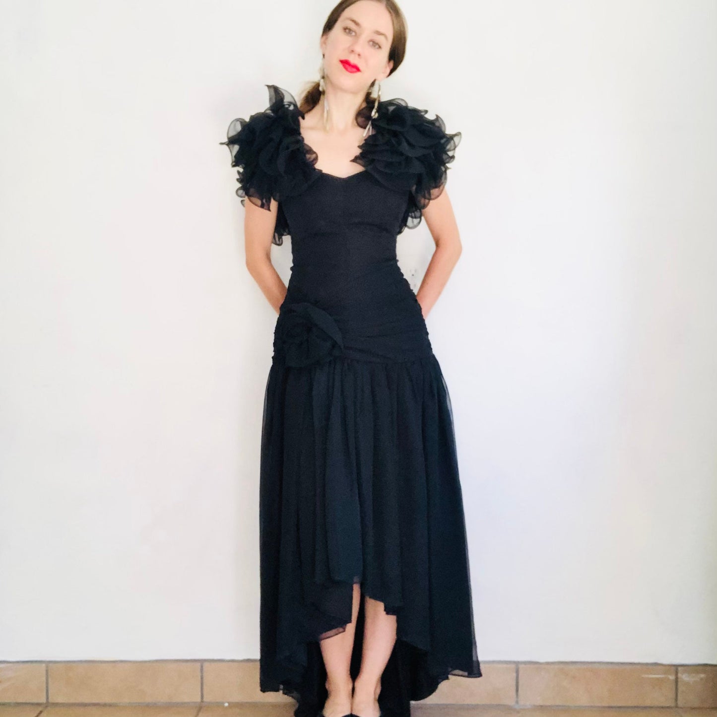 80'S VINTAGE BLACK CHIFFON RUFFLE SLEEVE DRESS // SIZE XSMALL