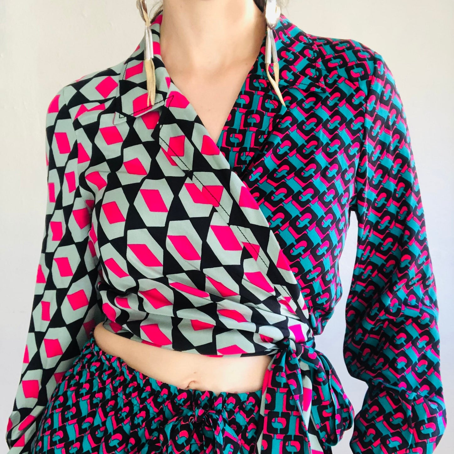 DVF SILK GEOMETRIC SET // SIZE MEDIUM