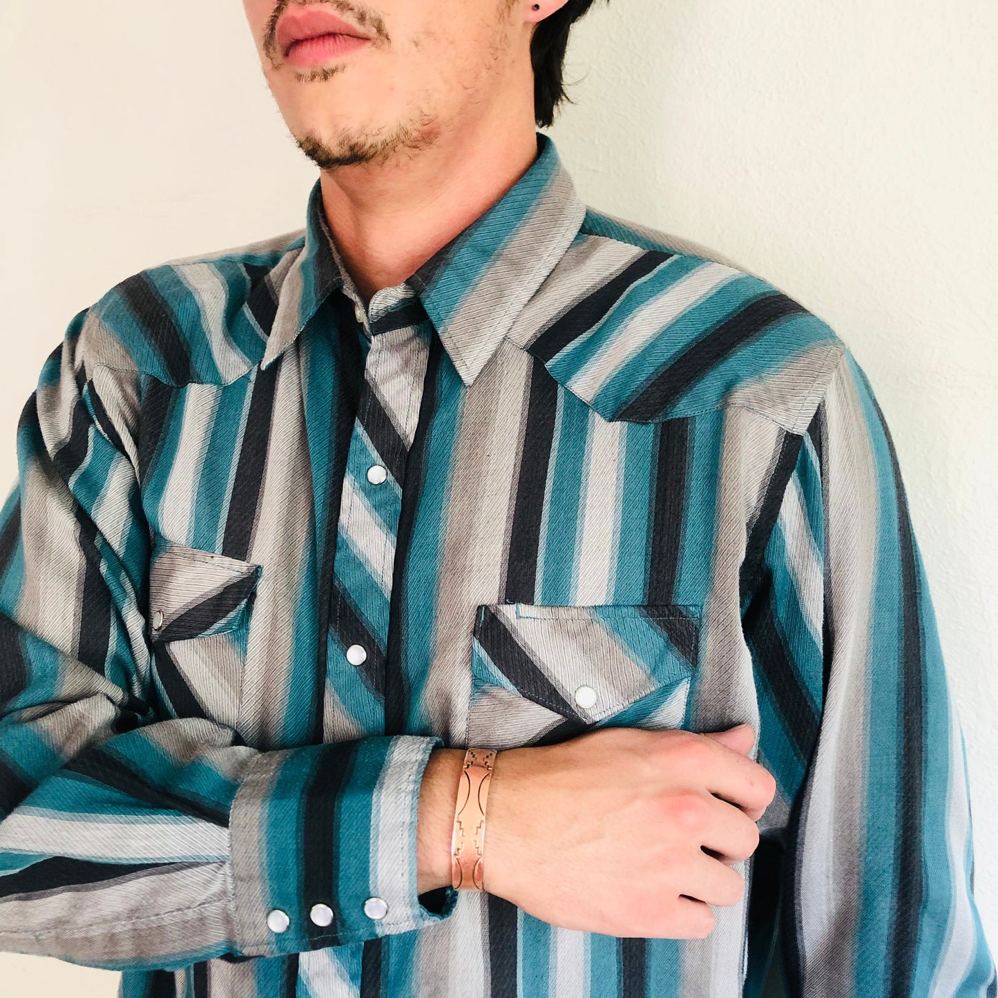 90'S VINTAGE TURQUOISE STRIPED WESTERN SHIRT // SIZE XLARGE