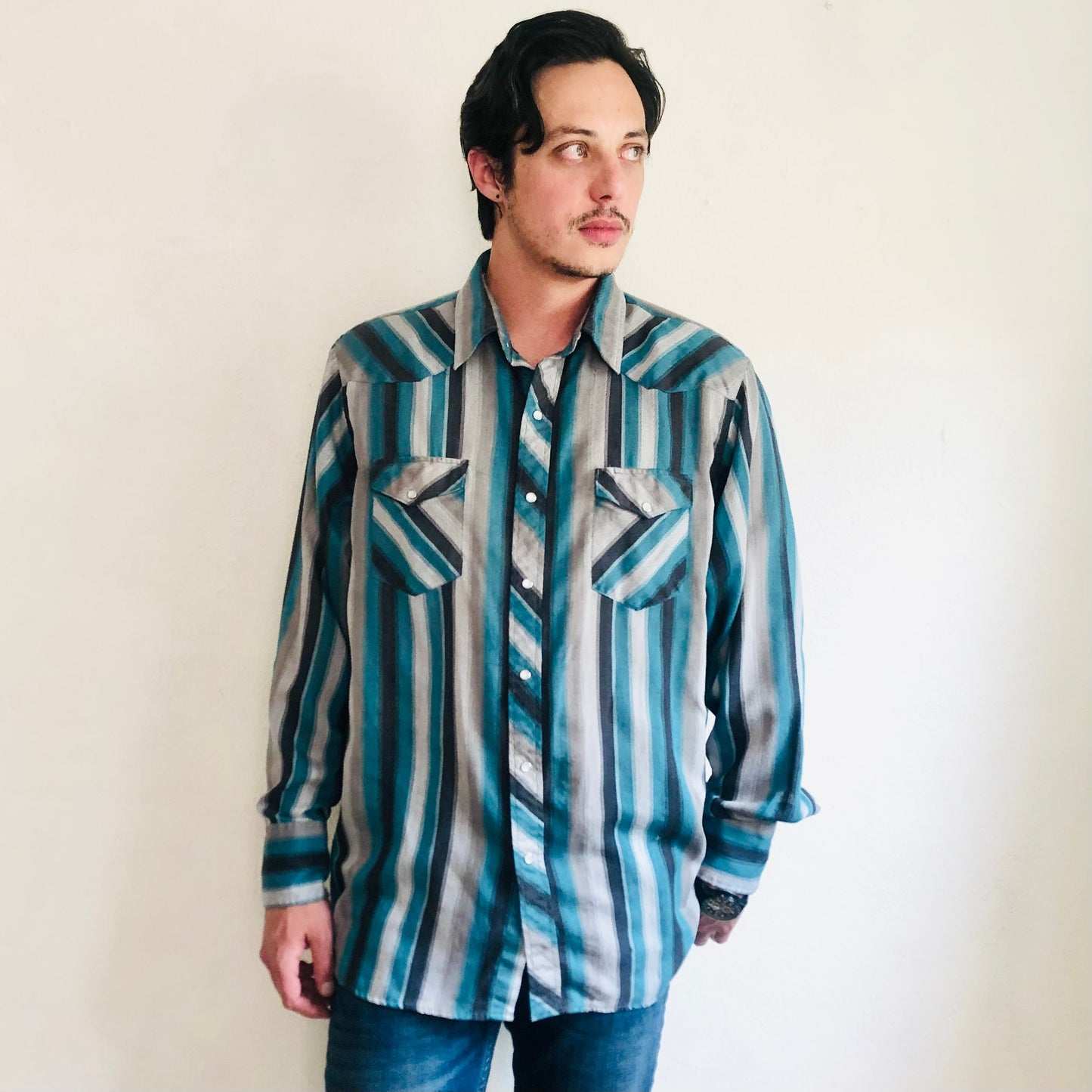 90'S VINTAGE TURQUOISE STRIPED WESTERN SHIRT // SIZE XLARGE