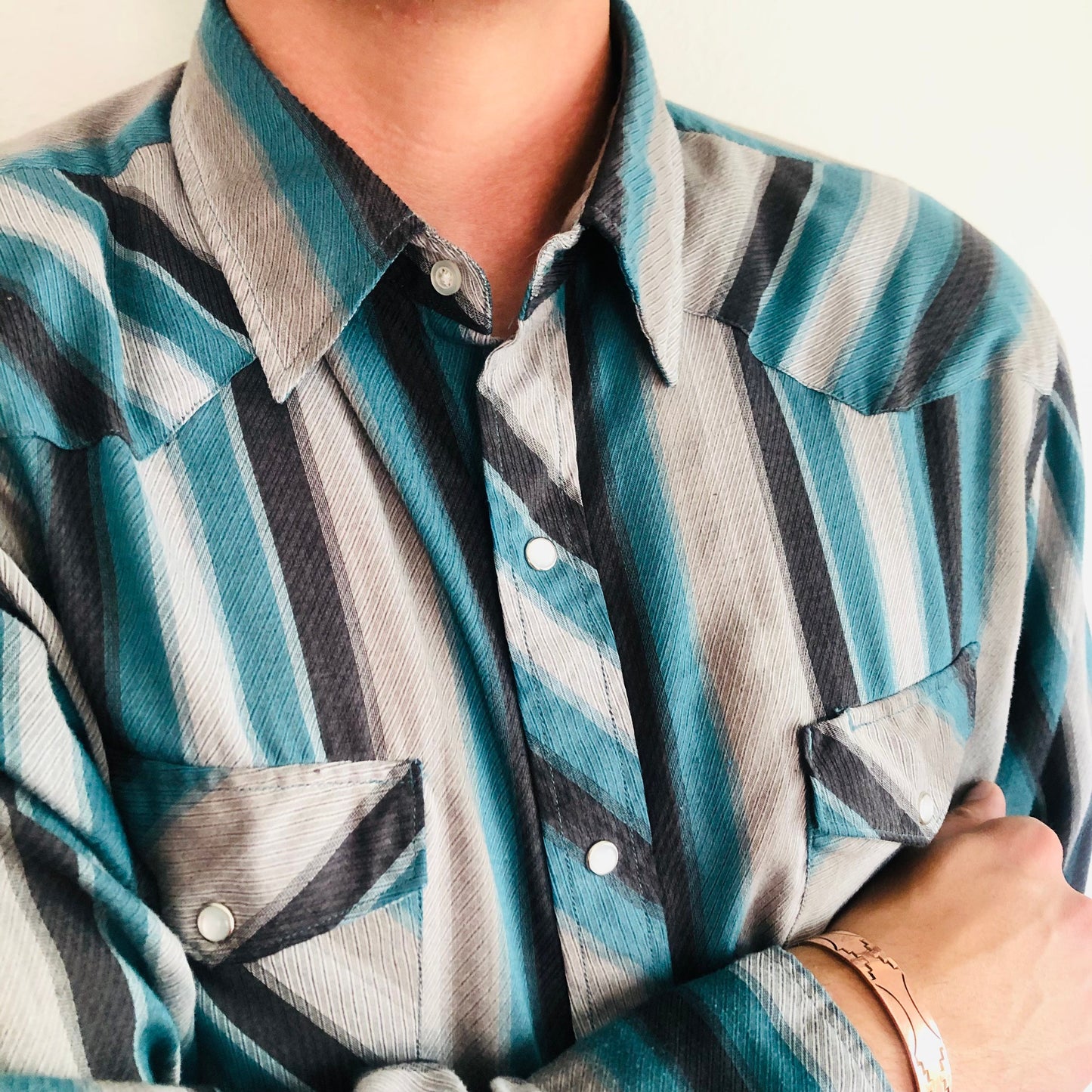 90'S VINTAGE TURQUOISE STRIPED WESTERN SHIRT // SIZE XLARGE