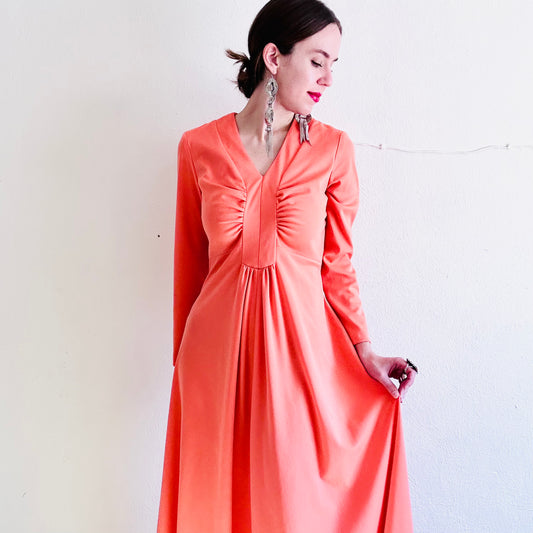 70'S VINTAGE CORAL MAXI DRESS // SIZE SMALL