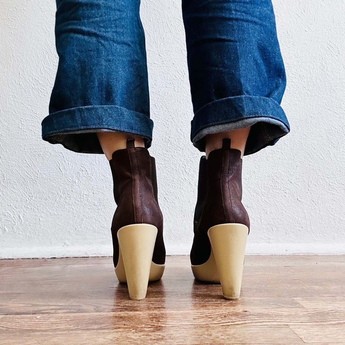 LANVIN LEATHER PLATFORM ANKLE BOOTS // SIZE 7.5