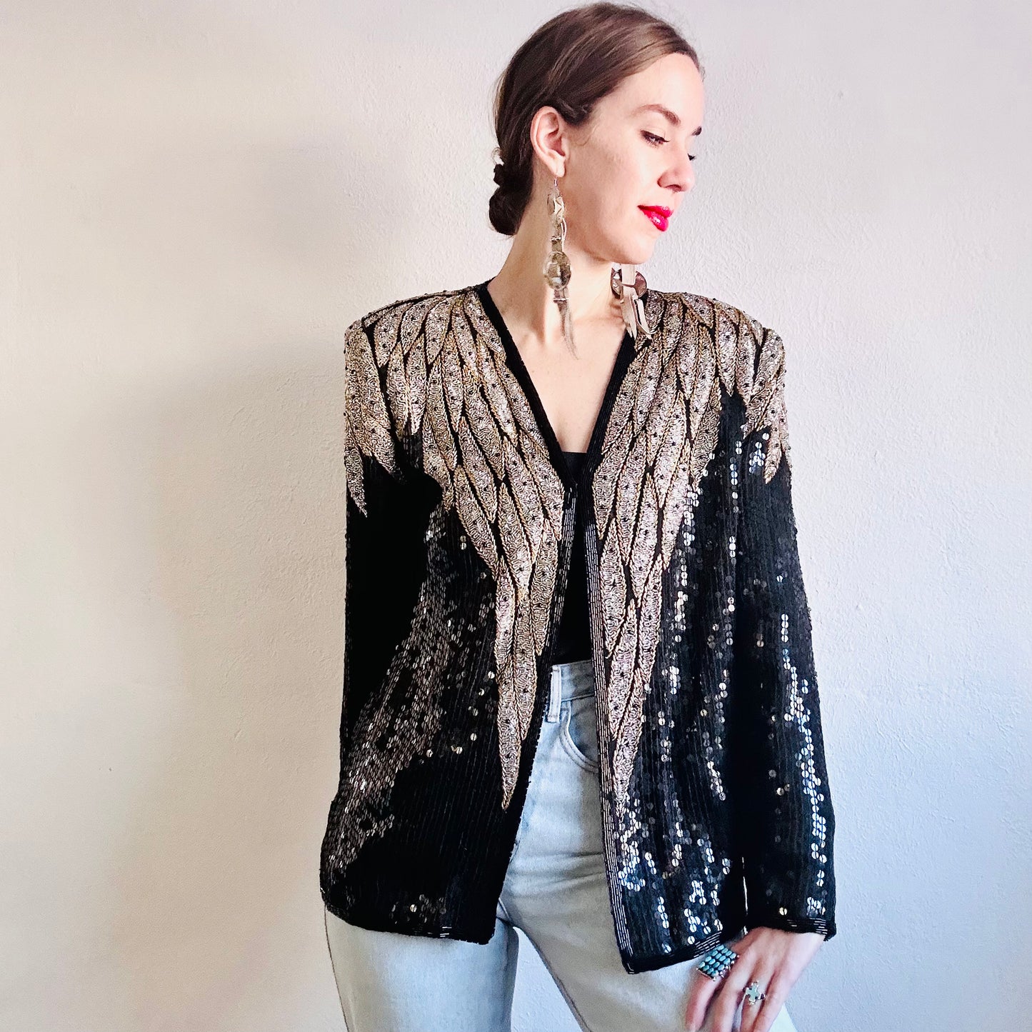 80’S VINTAGE BLACK SEQUINED JACKET // SIZE MEDIUM